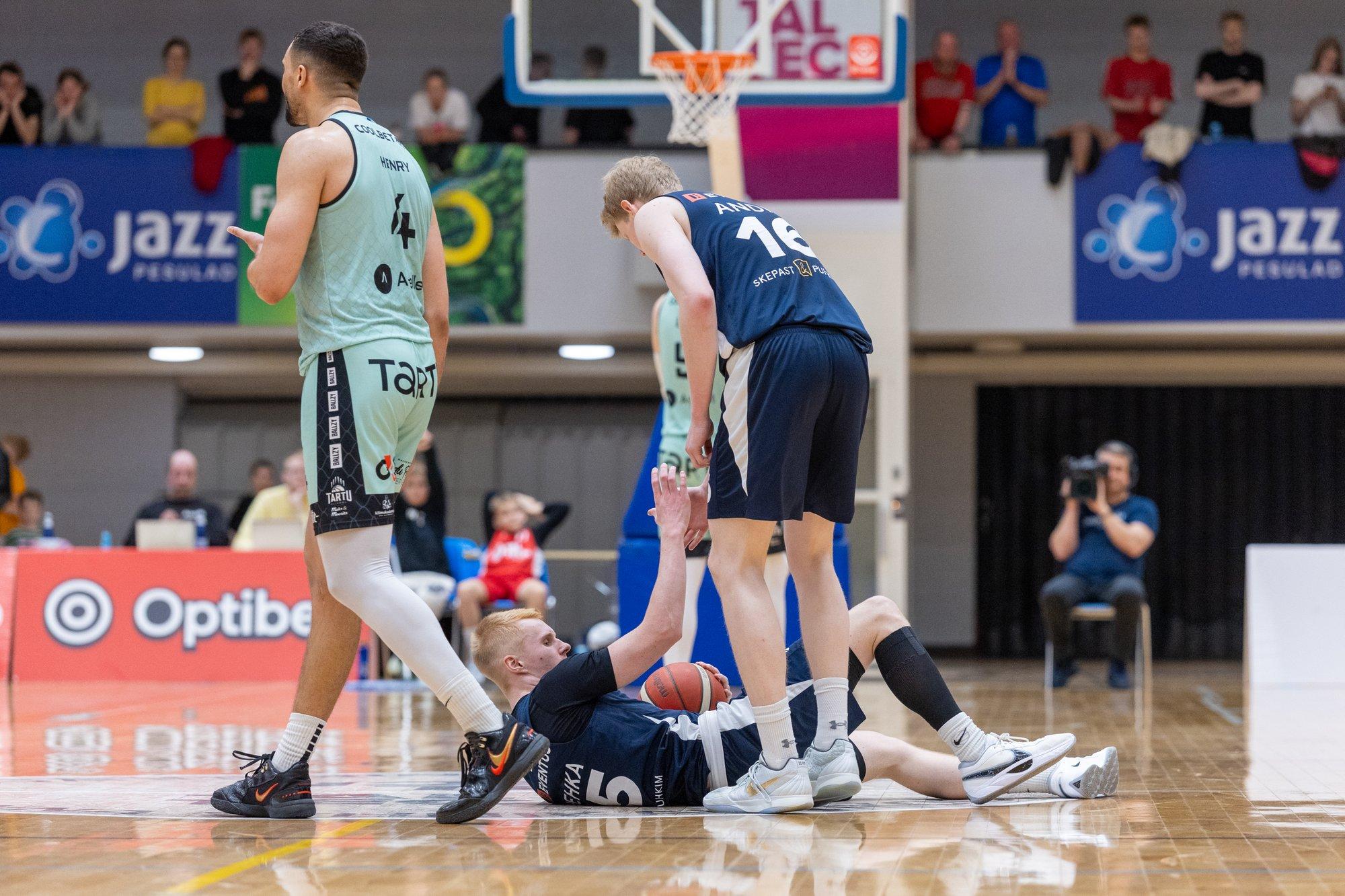 KOGU TÕDE MÄNGUST | Rahvast oli vähem, võitlust ja Ameerika mägesid veel rohkem