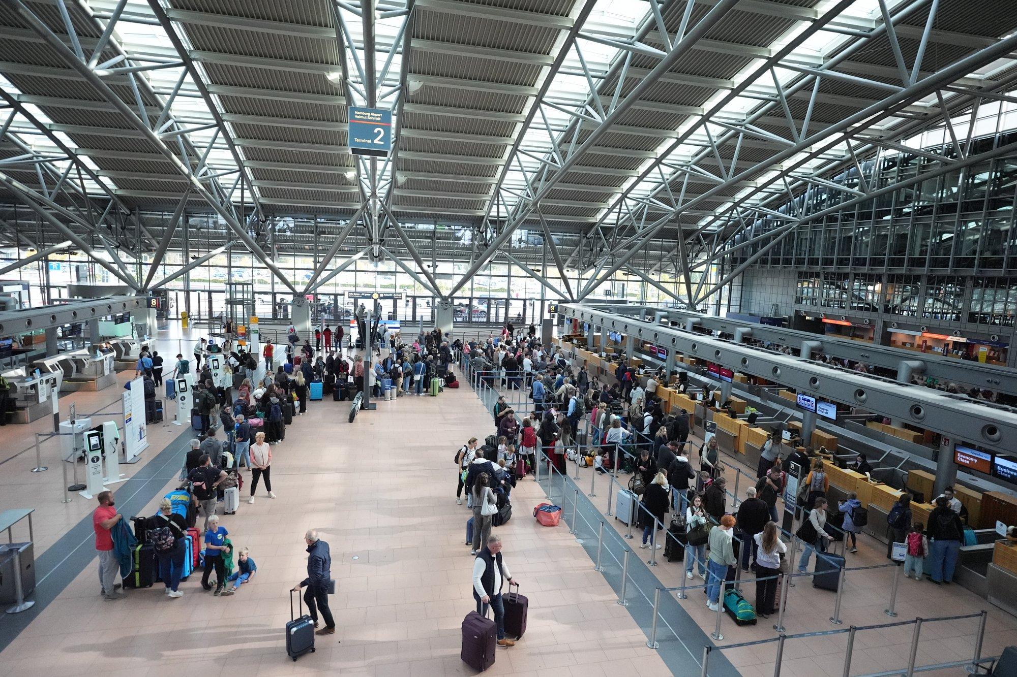 Ryanairiga valesse riiki sattunud soomlanna: olin šokis, nutsin ja helistasin paaniliselt emale