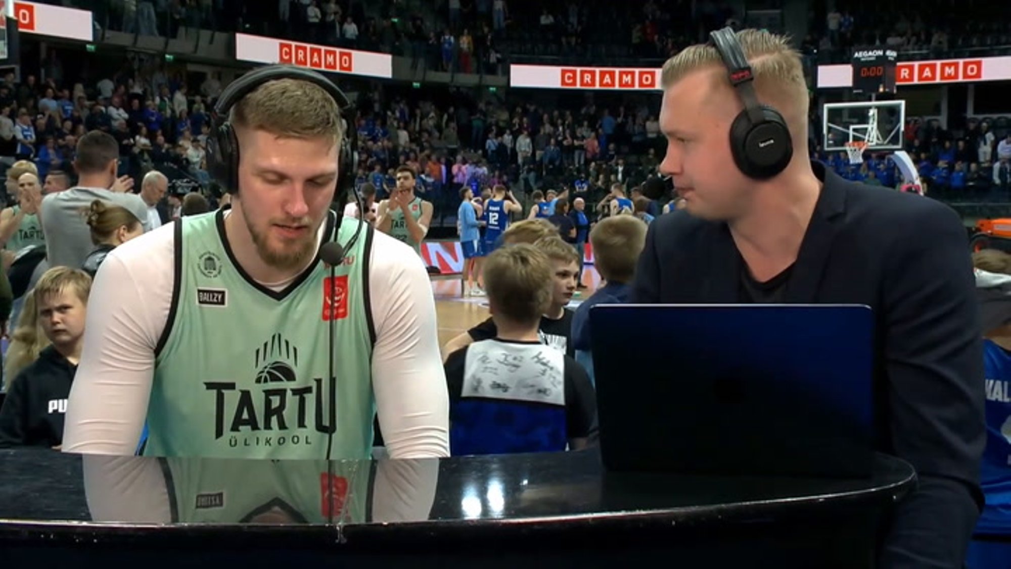 DELFI VIDEO | Karl Johan Lips kergitas Kalev/Cramo ees kaabut