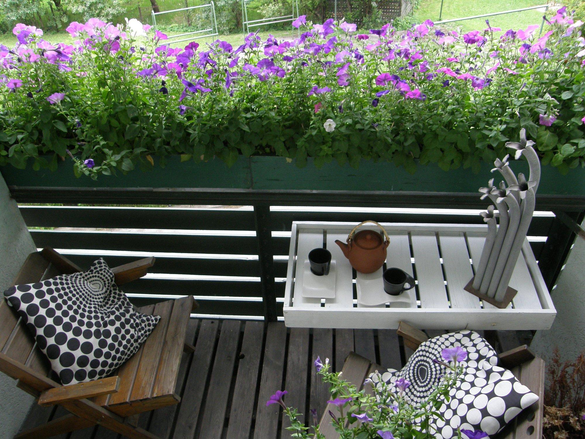 Meisterda rõdule lihtne ja praktiline klapplaud