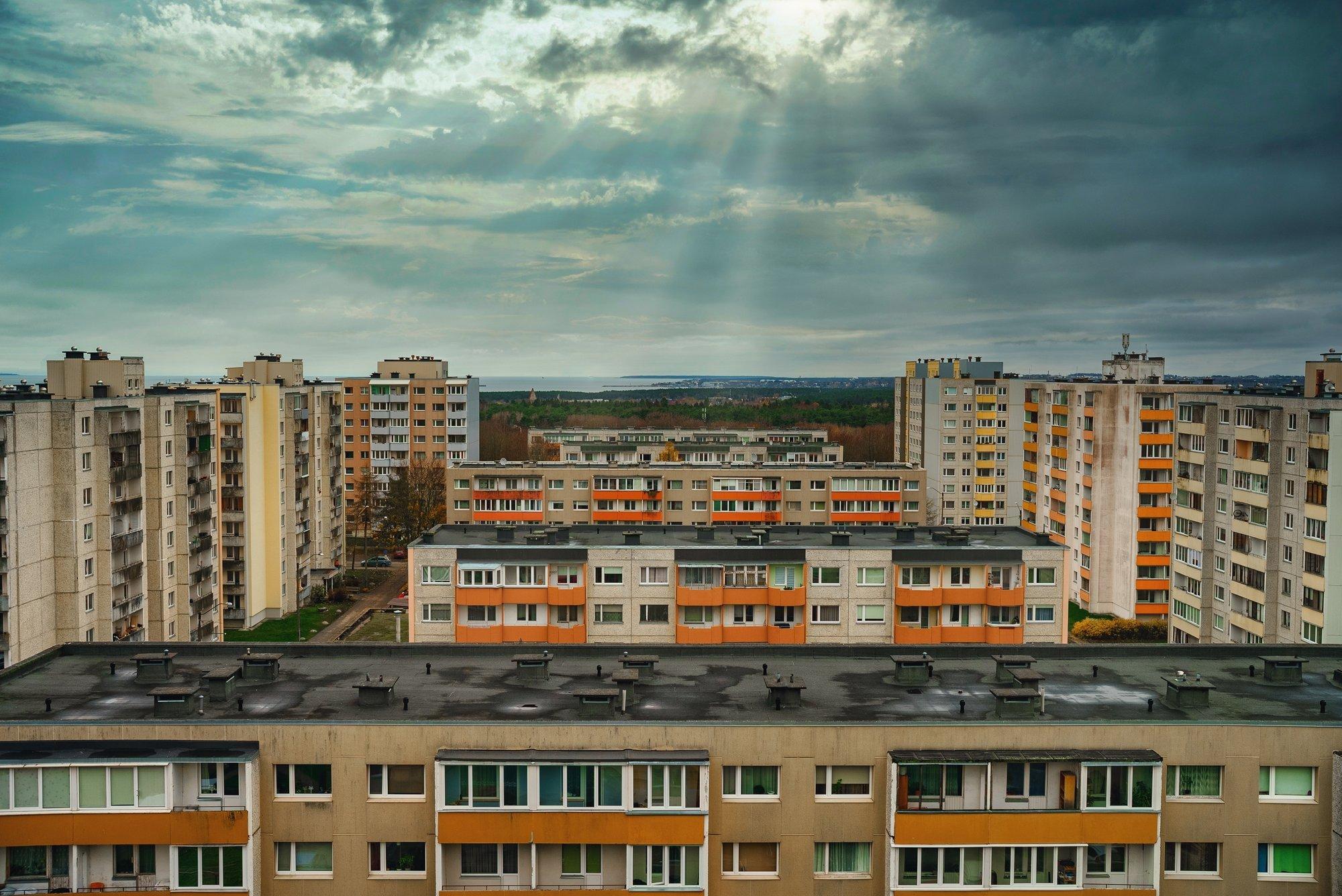 LUGEJA KÜSIB | Mida teha, kui kortermajas on mitu võlgnikku, kelle tõttu pank renoveerimislaenu ei anna?