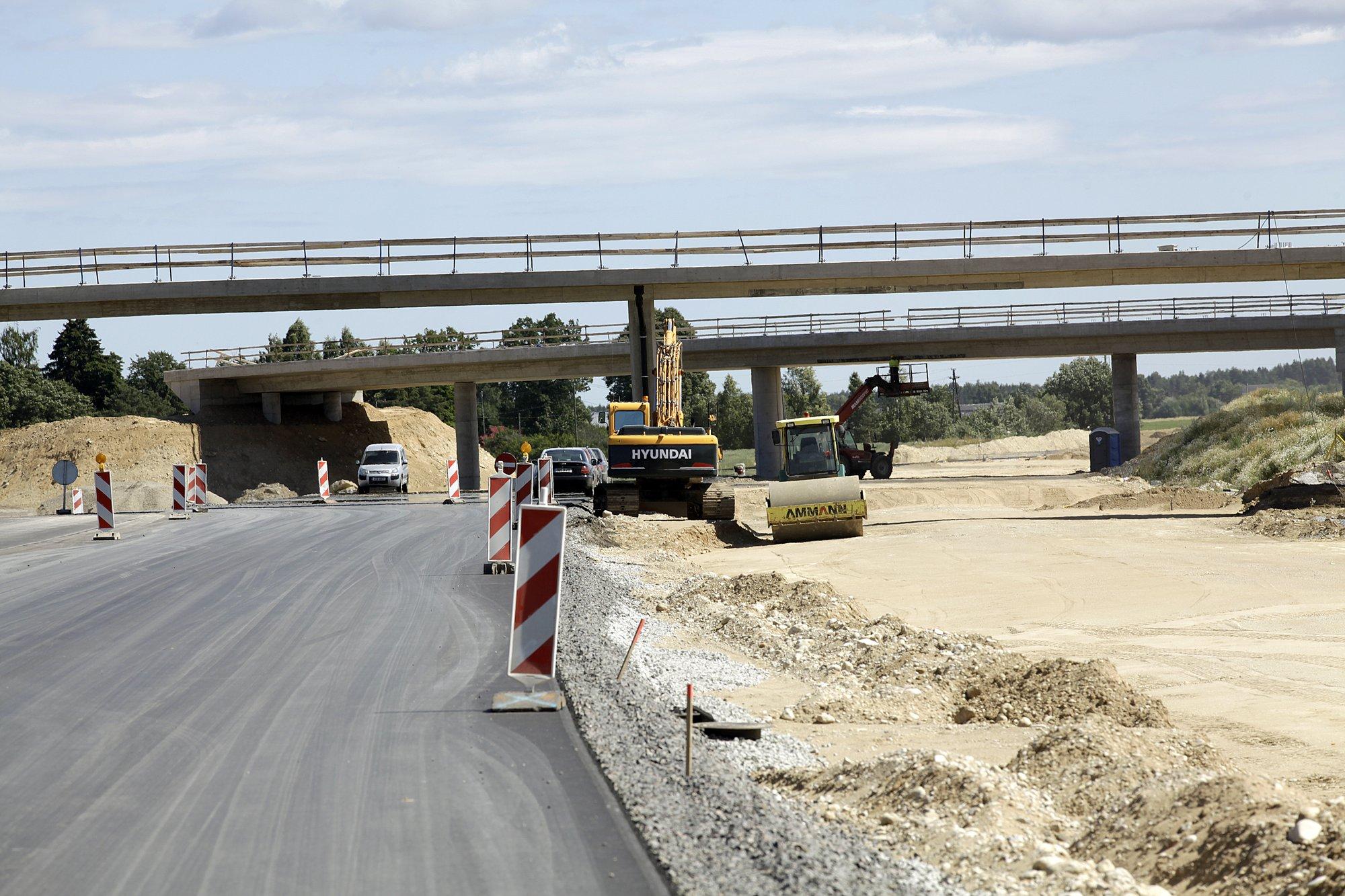 Eesti üritab pääseda põhimaanteede ümber ehitamise kohustusest. 4-realist maanteed meilt ei nõuta