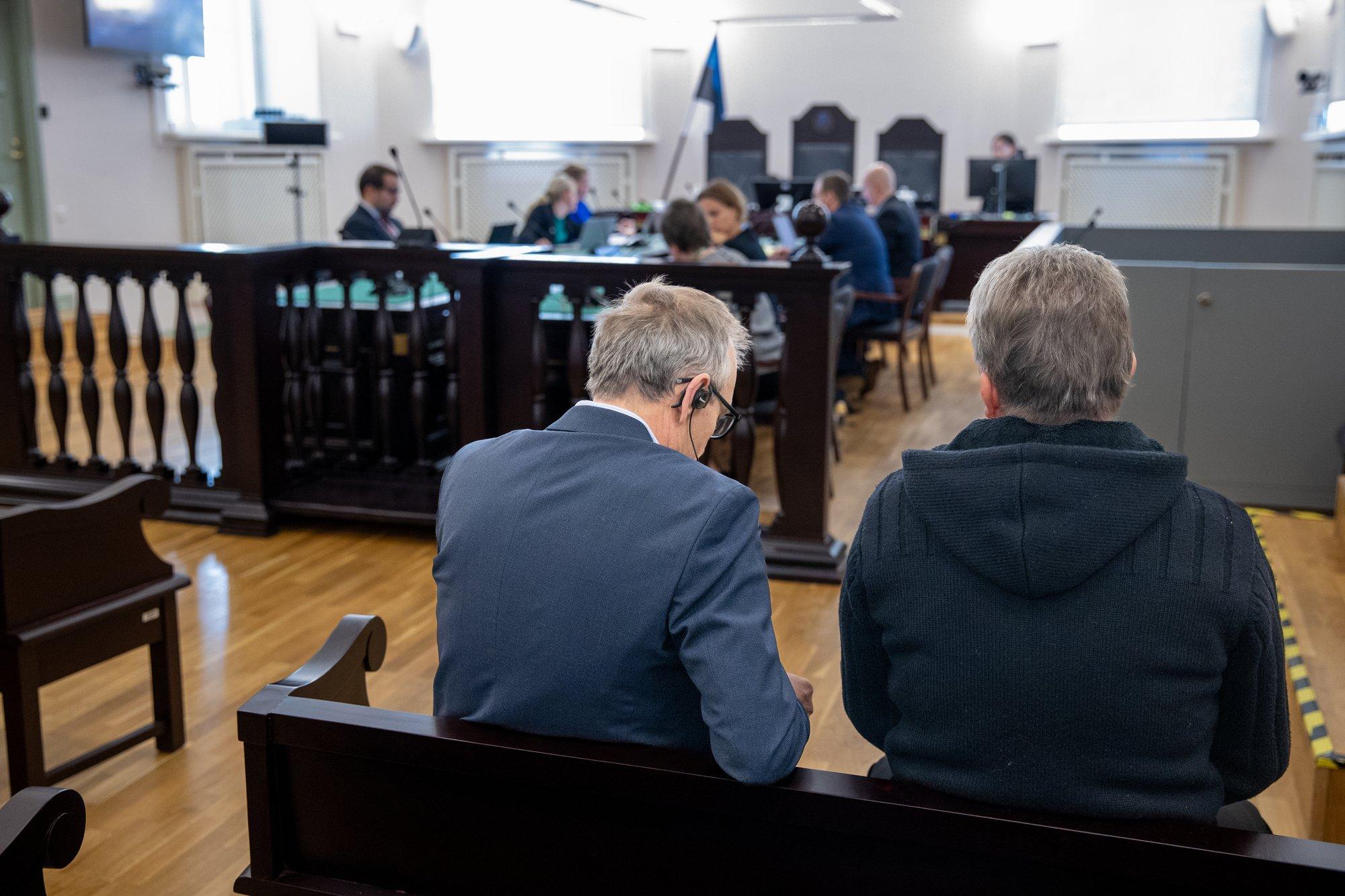 Kaitsepolitsei leidis Tallinna Sadama töötaja kodust 250 000 eurot, osa rahast oli soki sees