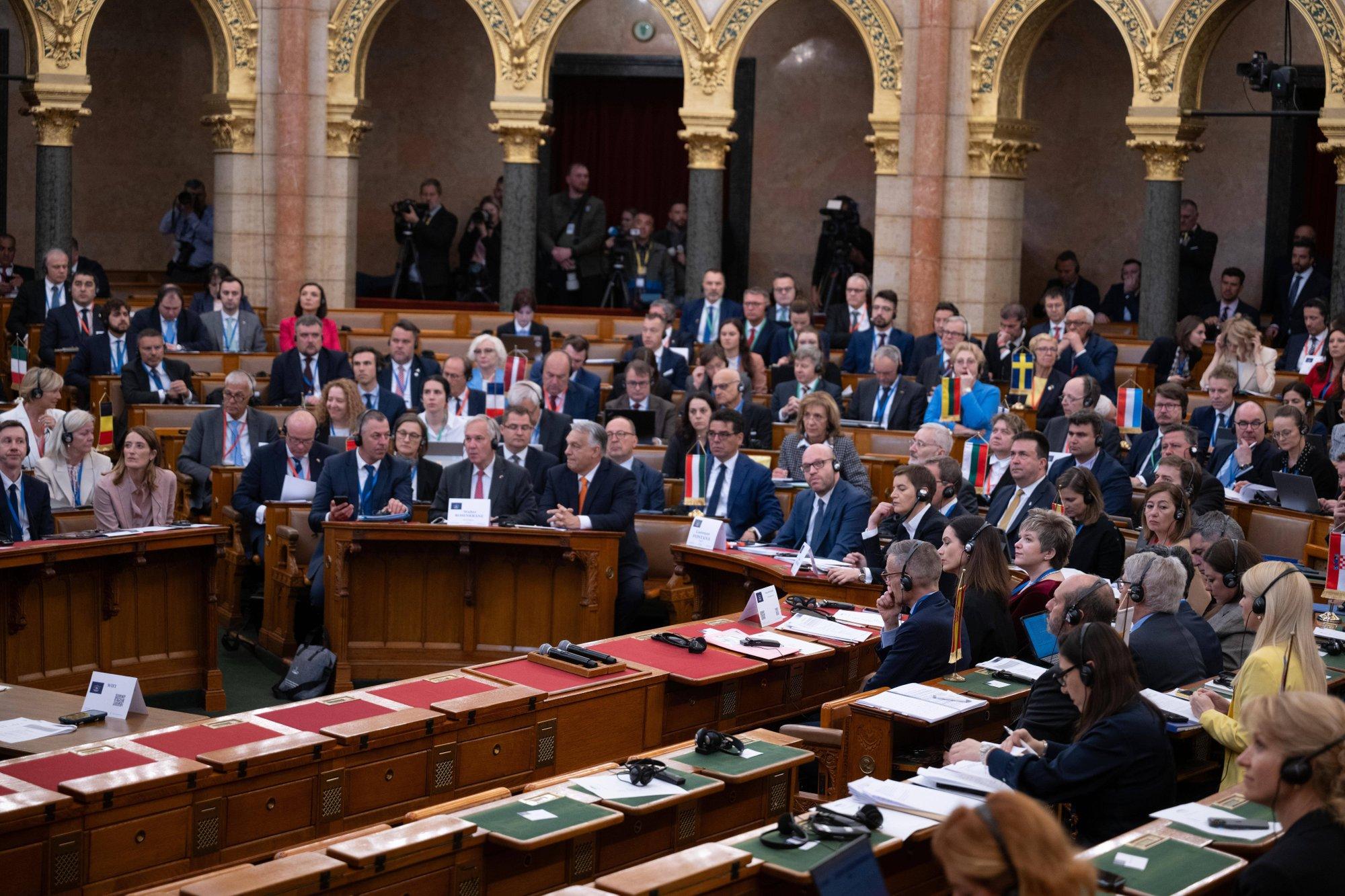 Ungari parlament kiitis heaks riigi rahvusvahelisest kriminaalkohtust lahkumise