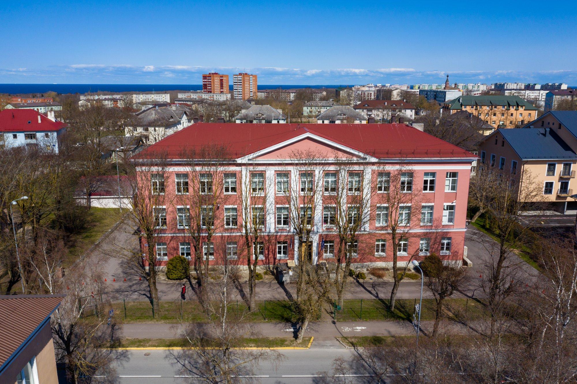 KAART | Vaata, millised sinu kodukoha väikegümnaasiumid on lähikümnendil sulgemisohus