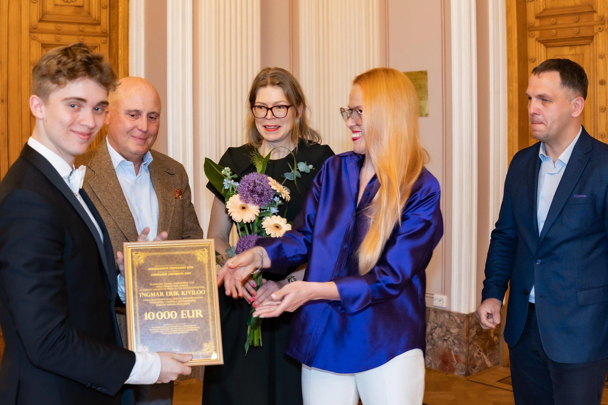 FOTOD | Palju õnne! Ameerikas õppiv muusik Ingmar Erik Kiviloo pälvis 10 tuhande euro suuruse stipendiumi