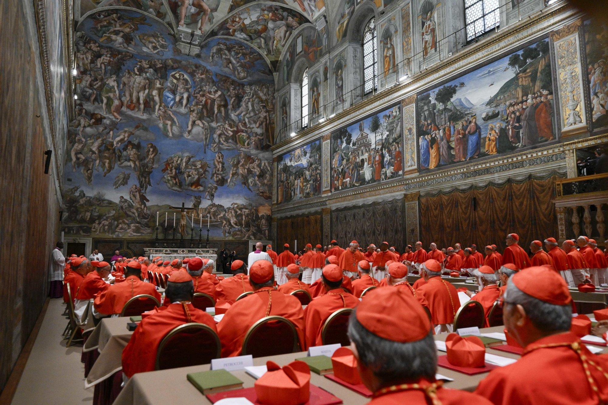 OTSEPILT | Kardinalid alustasid Vatikanis järgmise paavsti valimist