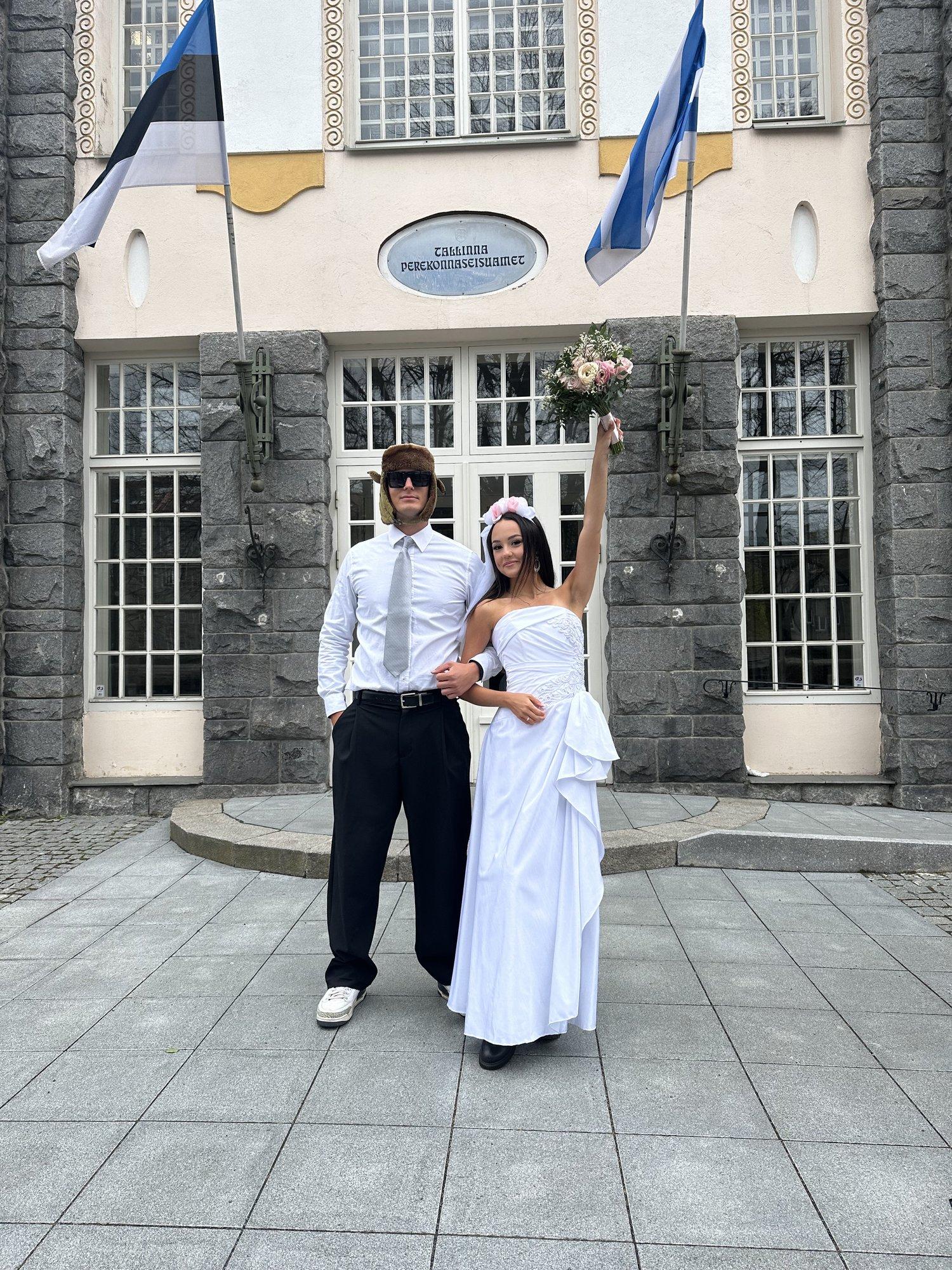 Kahju! Lauljatar Beatrice ja räppar AG said pulma peaproovi tehtud, kuid tähtis päev lükkub edasi