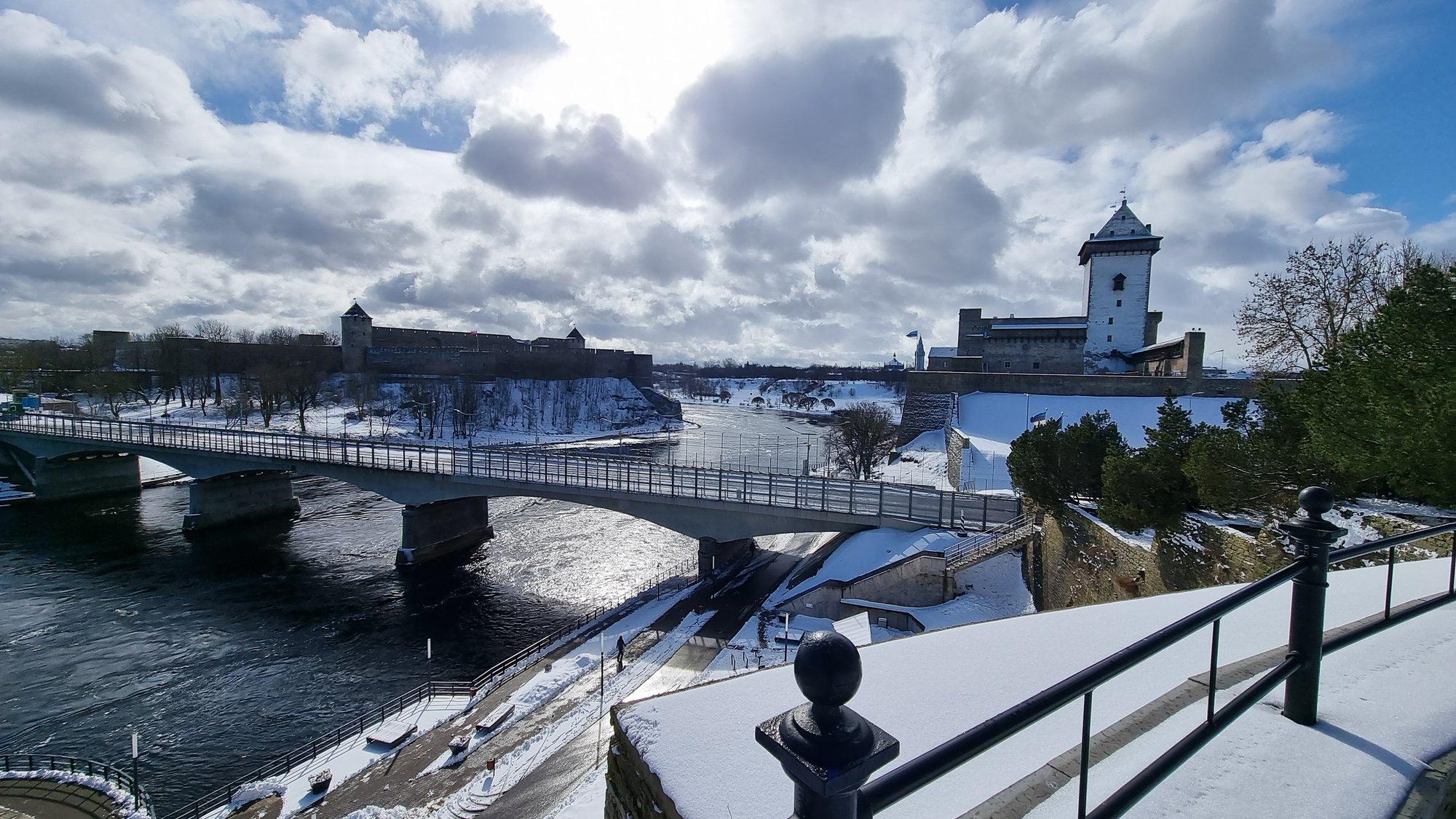 Siseministeerium selgitab: miks annab Eesti osadele agressorriigi Venemaa kodanikele jätkuvalt mugavusteenust nimega e-residentsus