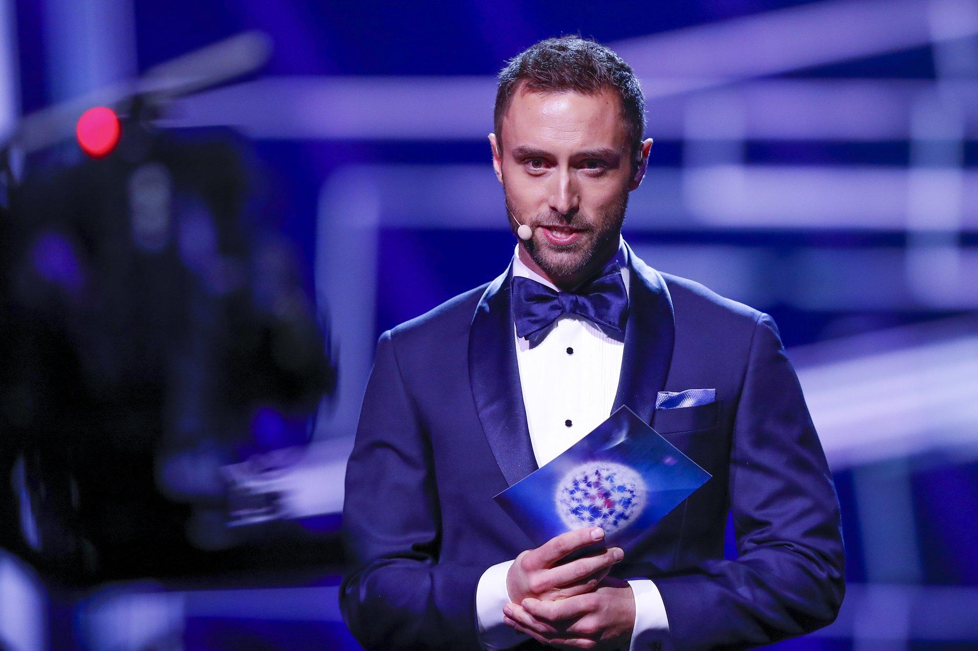 Måns Zelmerlöw kutsuti politseisse ülekuulamisele, Rootsi eurolaulja eitab kuritegu