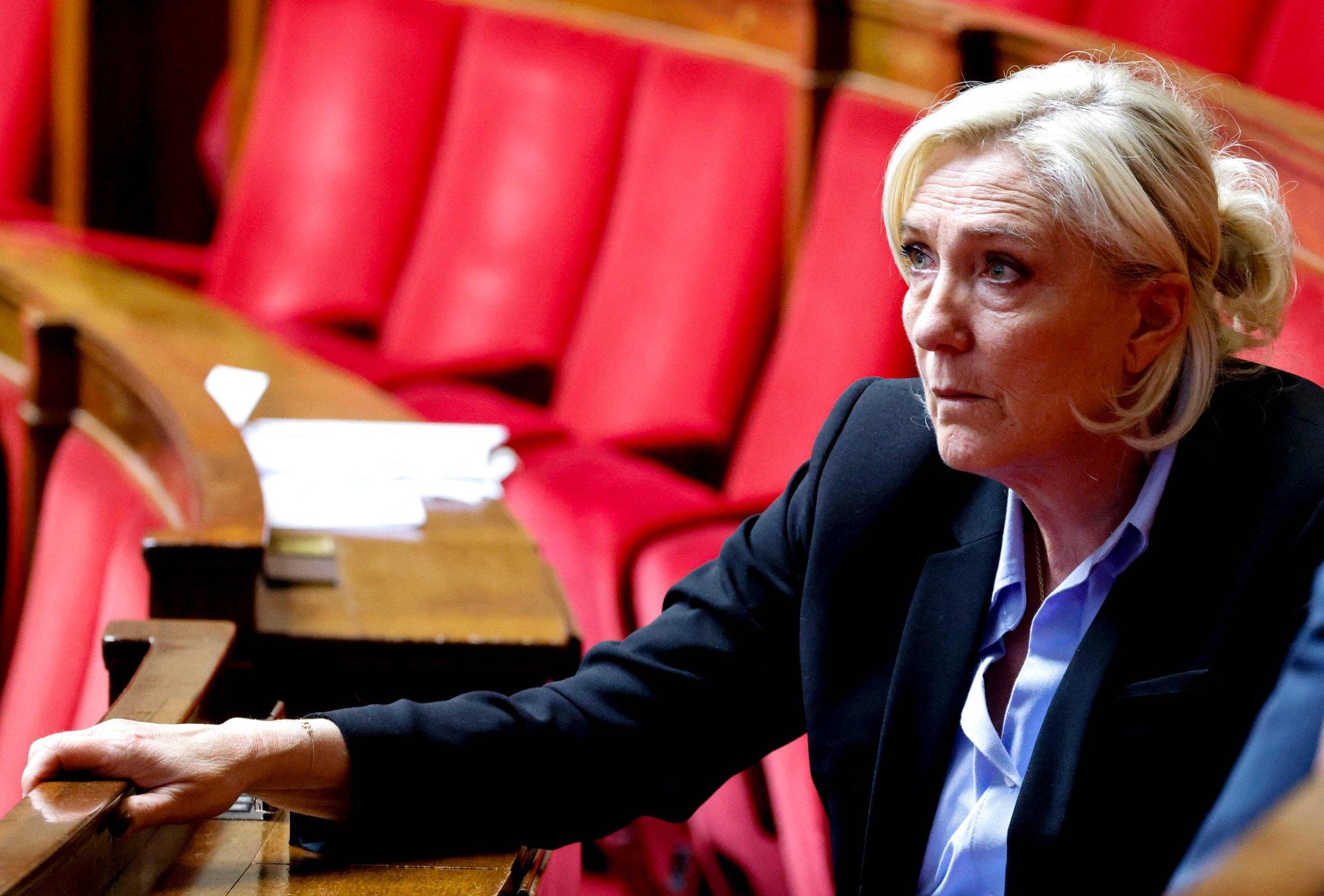 ANALÜÜS | Kuidas lahendaksid kohtud Marine Le Peni kriminaalasja Baltimaades?