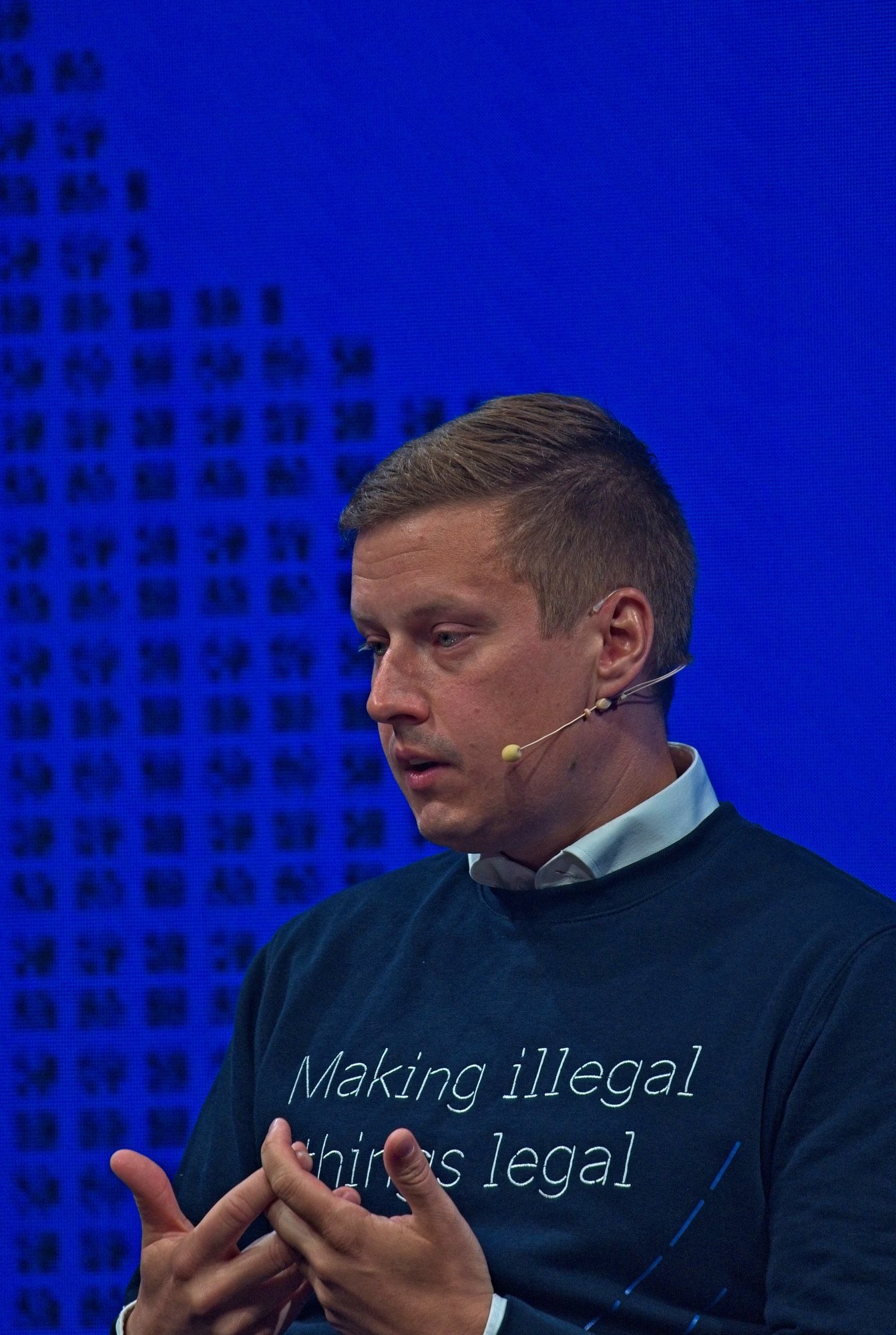 FLÄSH | Minister lubab ebaseaduslikud asjad seadustada