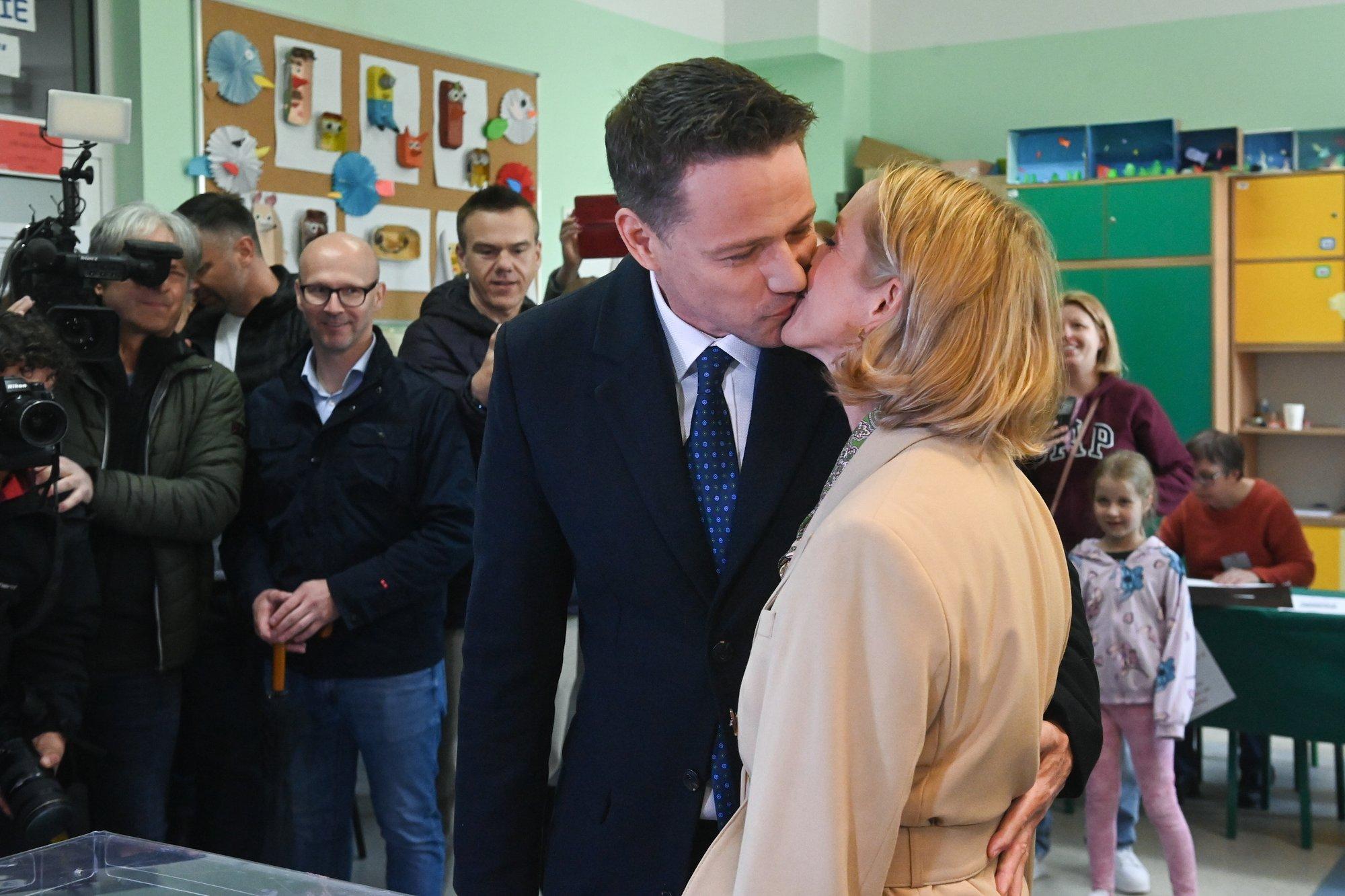 VIDEO | Poola presidendivalimistel on parimad šansid Varssavi liberaalsel linnapeal ja konservatiivsel ajaloolasel