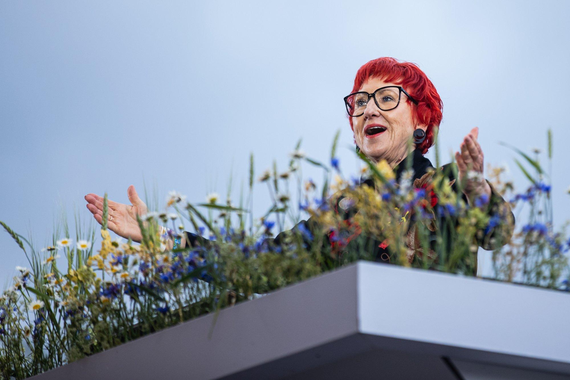 „Me ei korralda ju laulupidu ainult viisipidajatele.“ Lydia Rahula kuus kümnendit laulupeo lainel