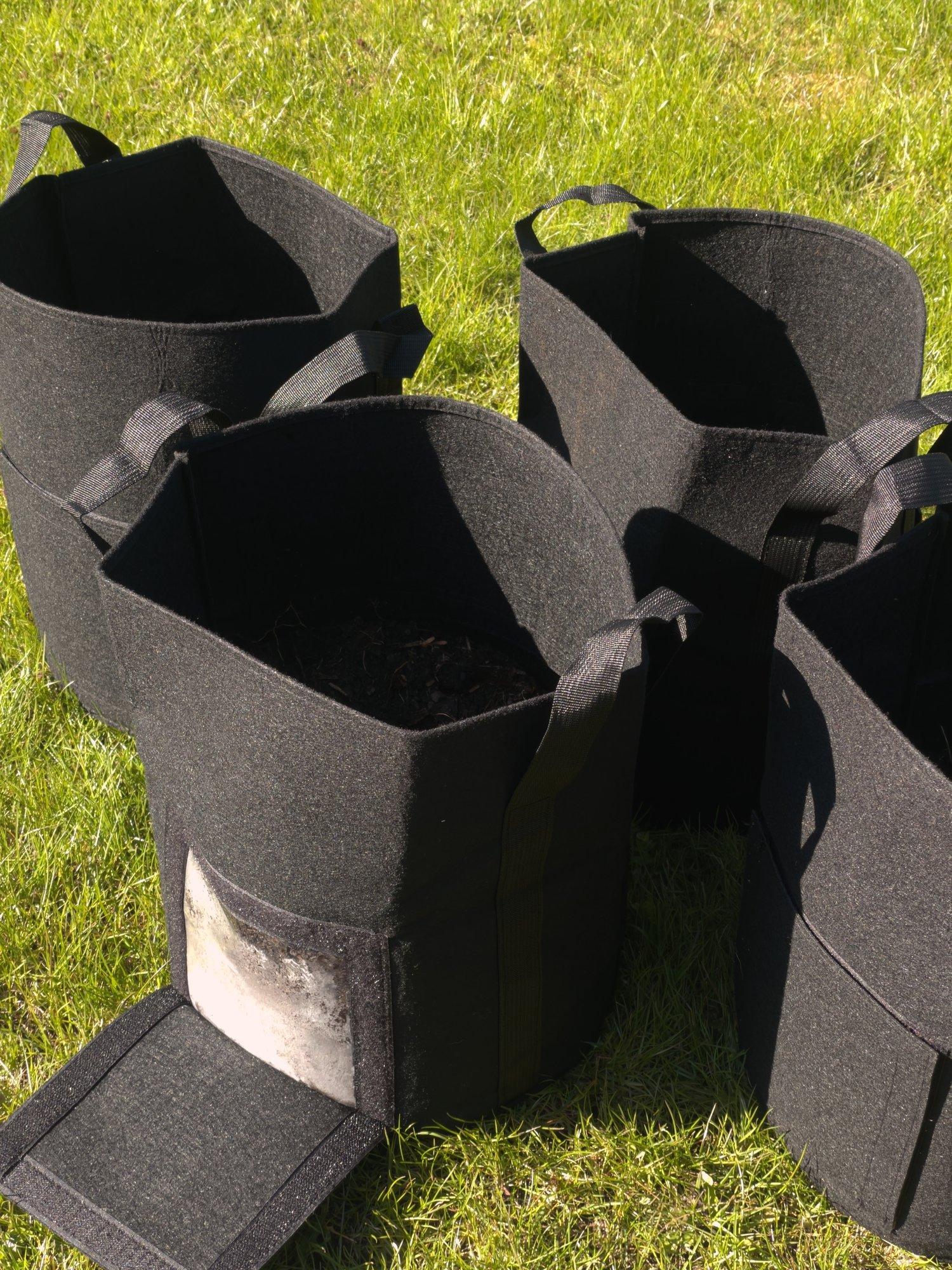 LAHE AED I Kartul potis, kotis ja peenral