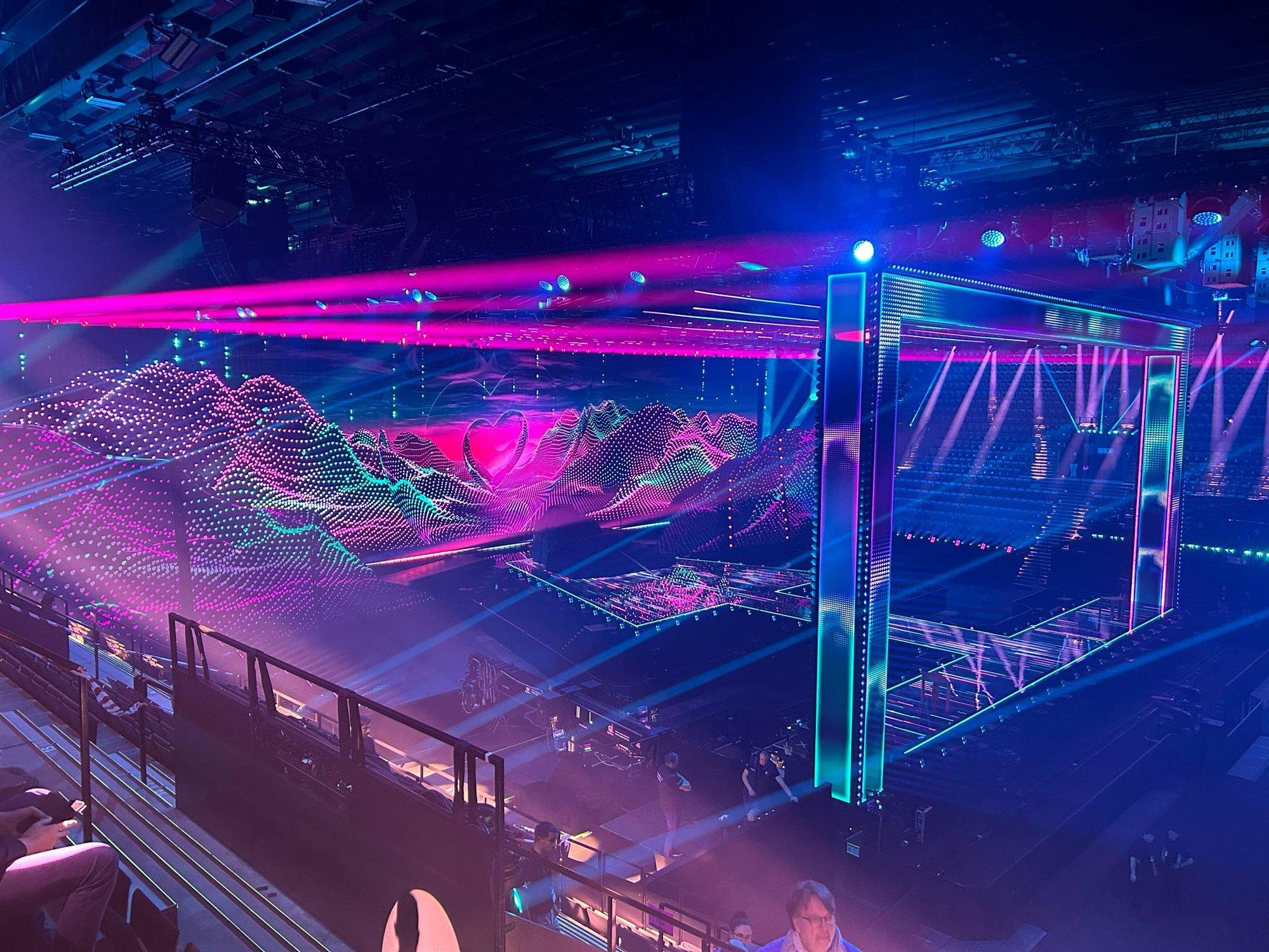 KROONIKA BASELIS | Tommy Cashi esinemist segas „hullumeelne fänn“. Eesti pääseb kohe kindlasti finaali