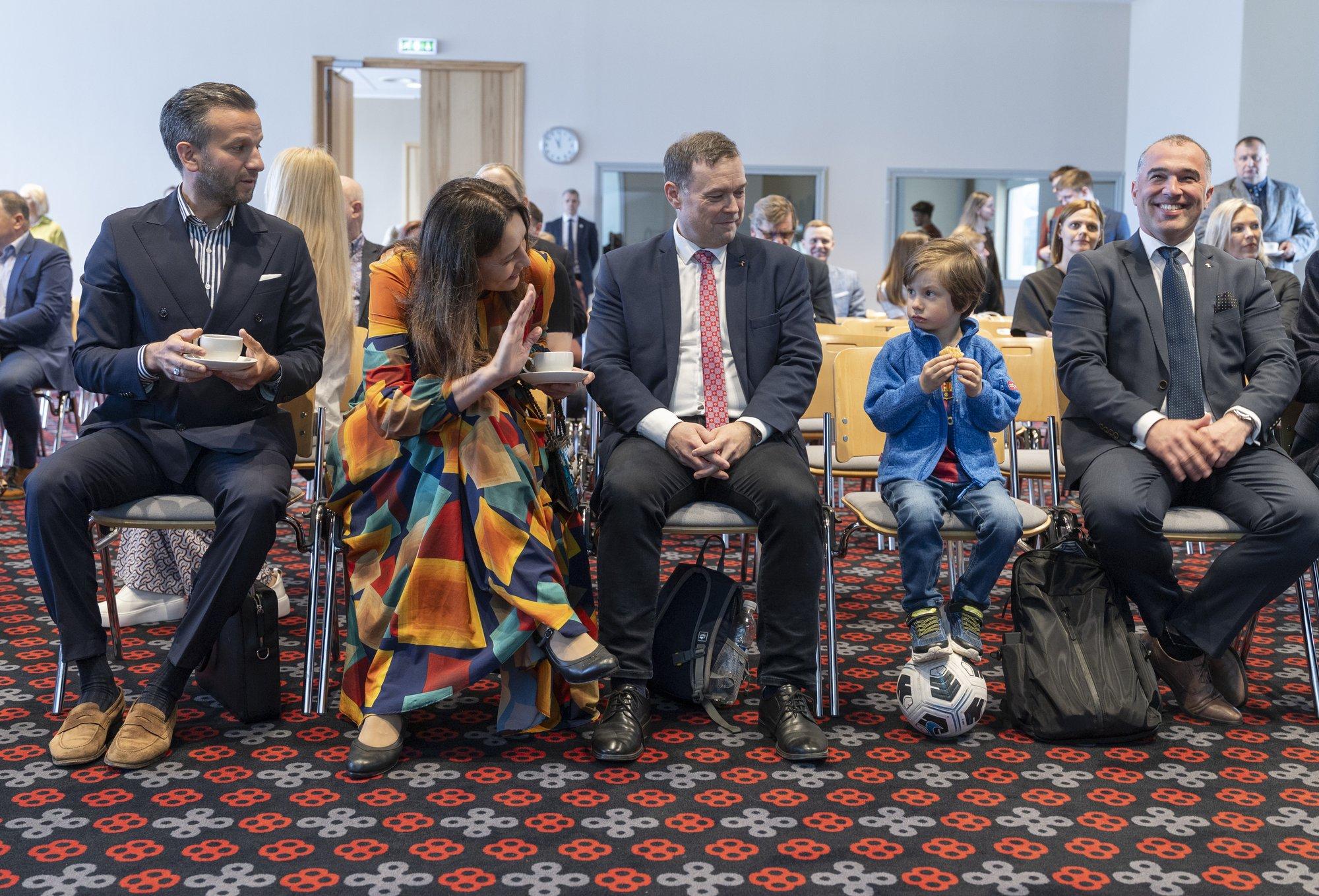 Hebo Rahman: see koalitsioonileping on justkui koolipoisi referaat!