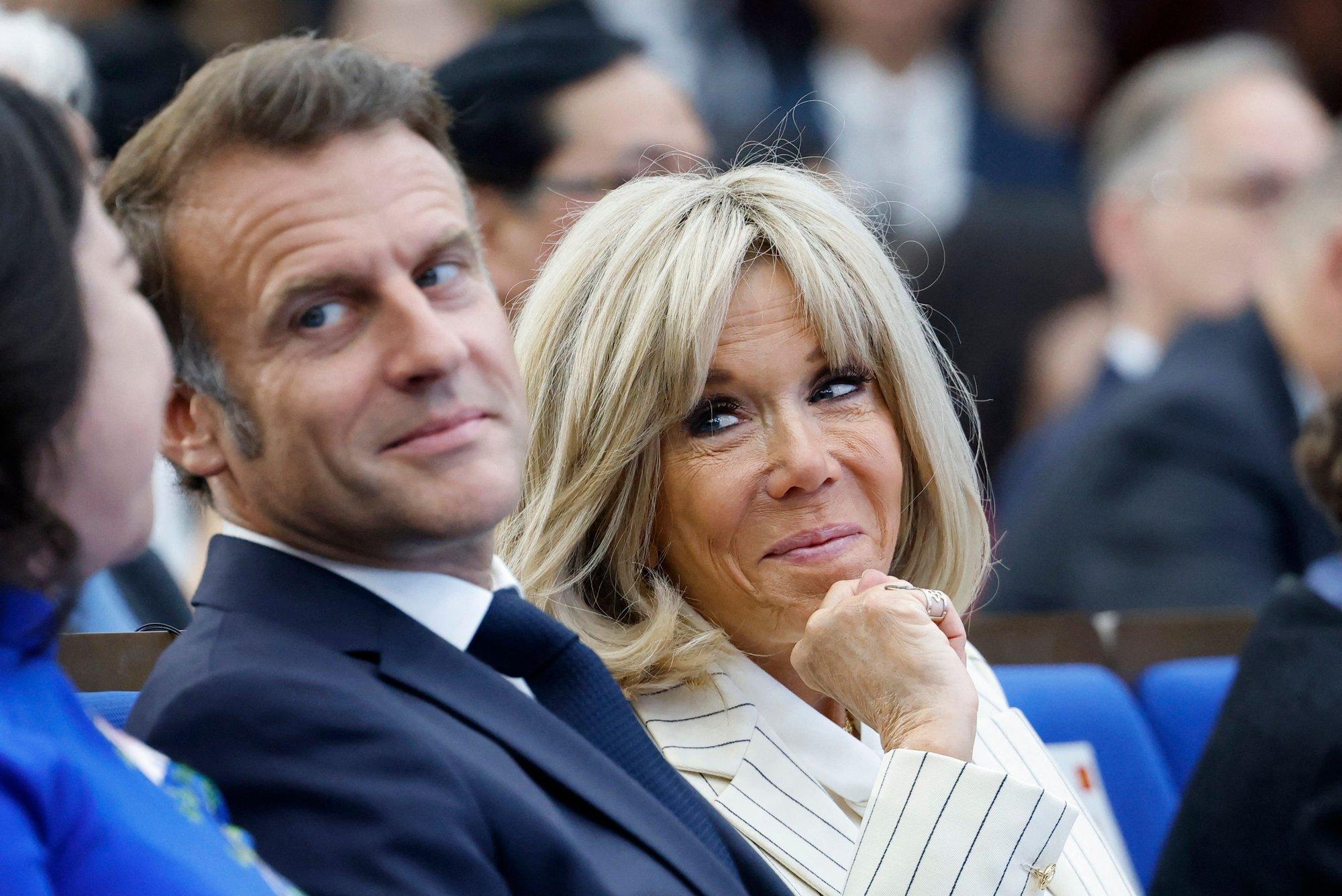 Eksperdid analüüsivad Prantsusmaa presidendipaari käitumist: Brigitte ja Emmanuel Macron lollitasid teineteisega, president ei paistnud juhtunust šokeeritud