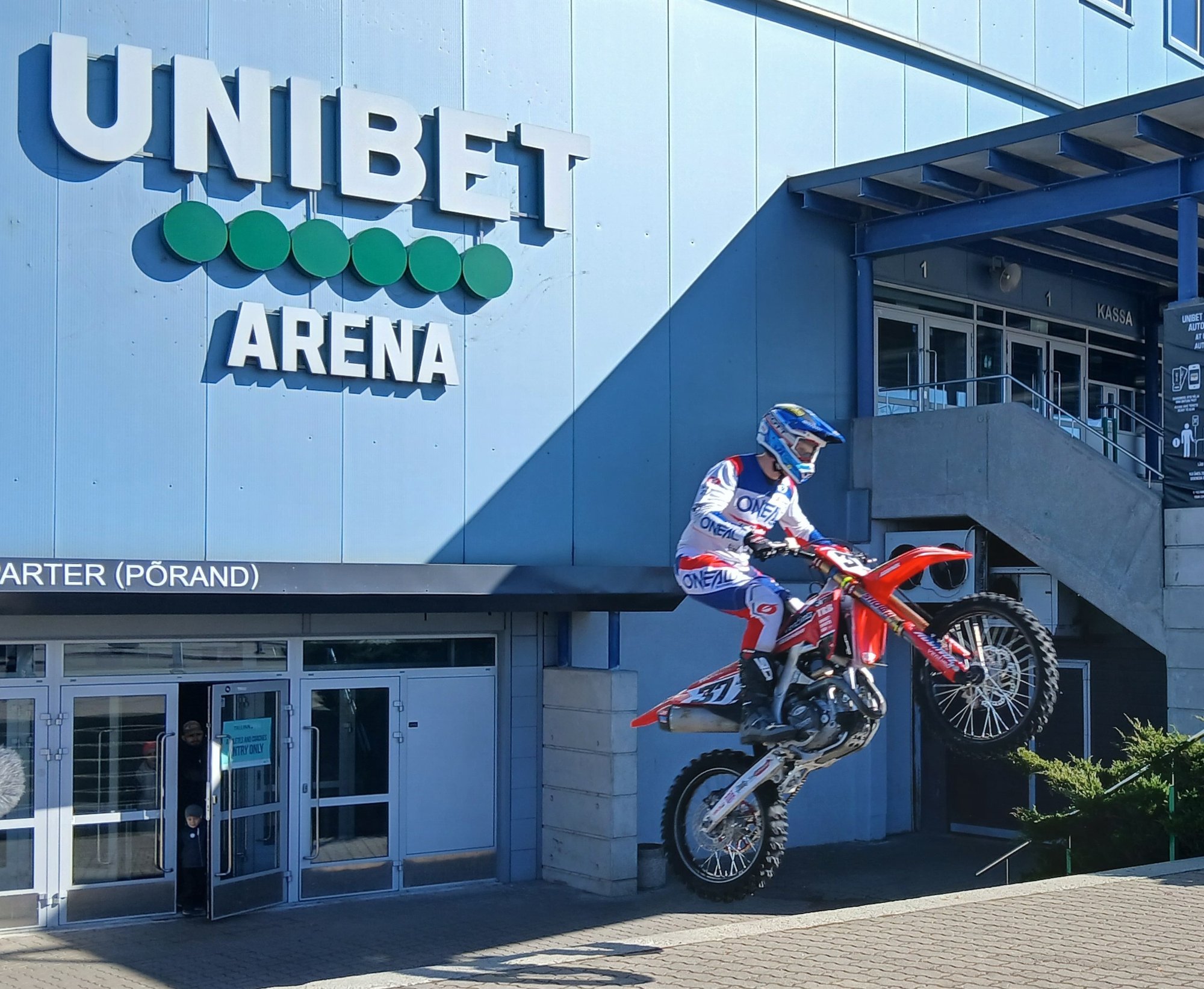 Supercross Tallinn tegi teatavaks esimesed välissõitjad