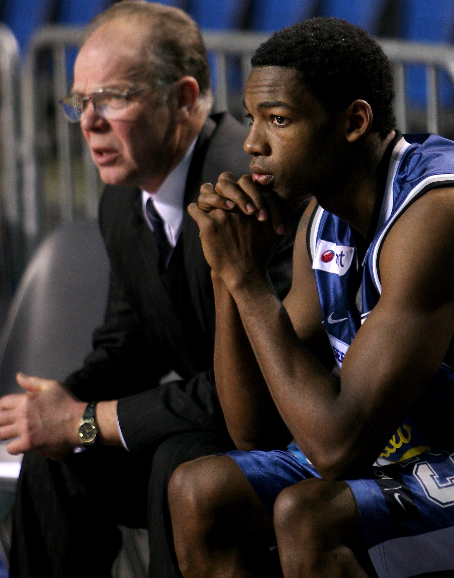 Kerde lubas minna Vilsandile postiljoniks ja Frier jäi pidutsema ehk Mis toimus eelnevates otsustavates finaalmängudes