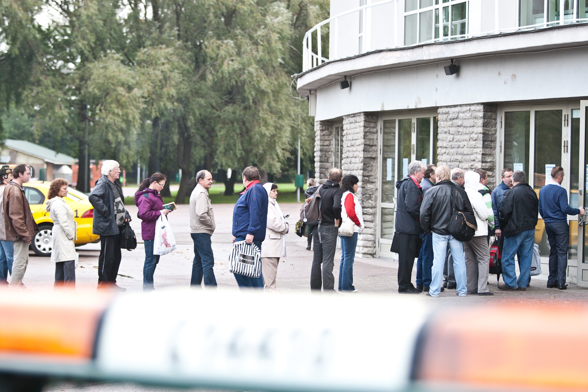 JUHTKIRI I Aitab venitamisest, harutame paindumatu tööturu viimaks lahti