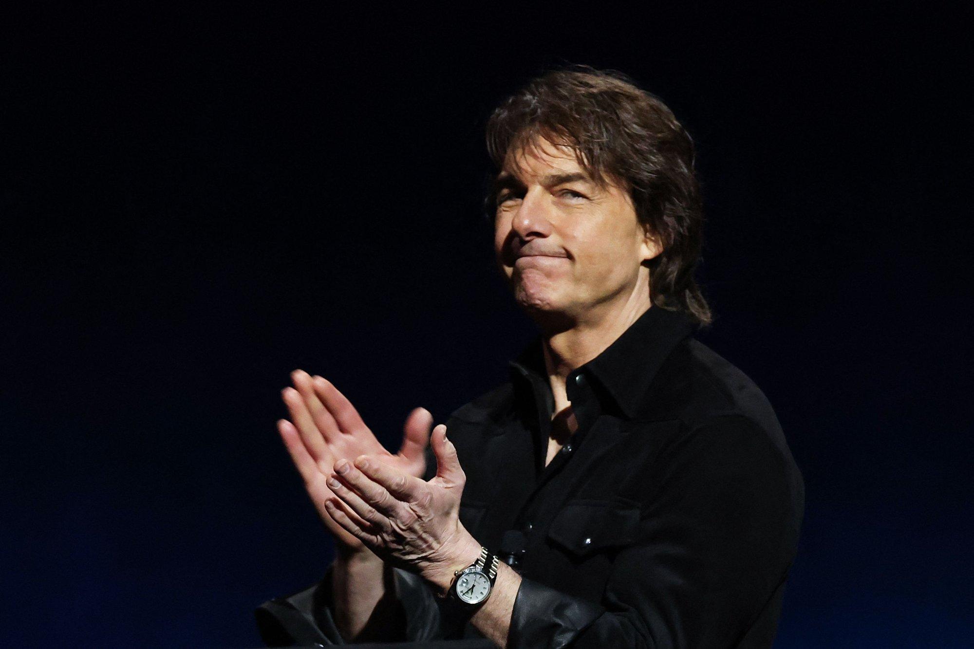 Ametlik! Tom Cruise ja temast veerand sajandit noorem näitlejanna on suhtes