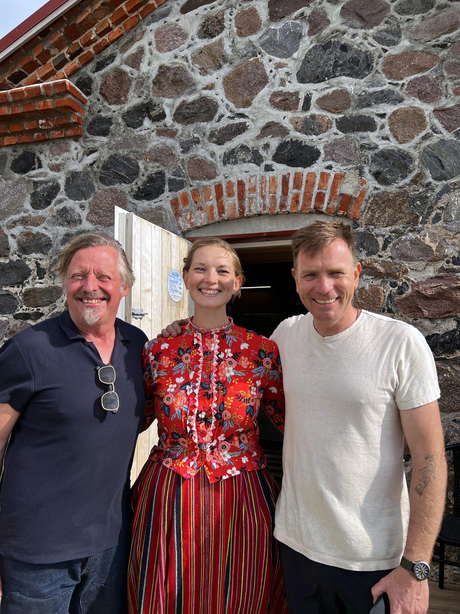 Ewan McGregor ja Charley Boorman sattusid Kihnu saarele. Staare võõrustanud kohalik: olime nagu vanad tuttavad