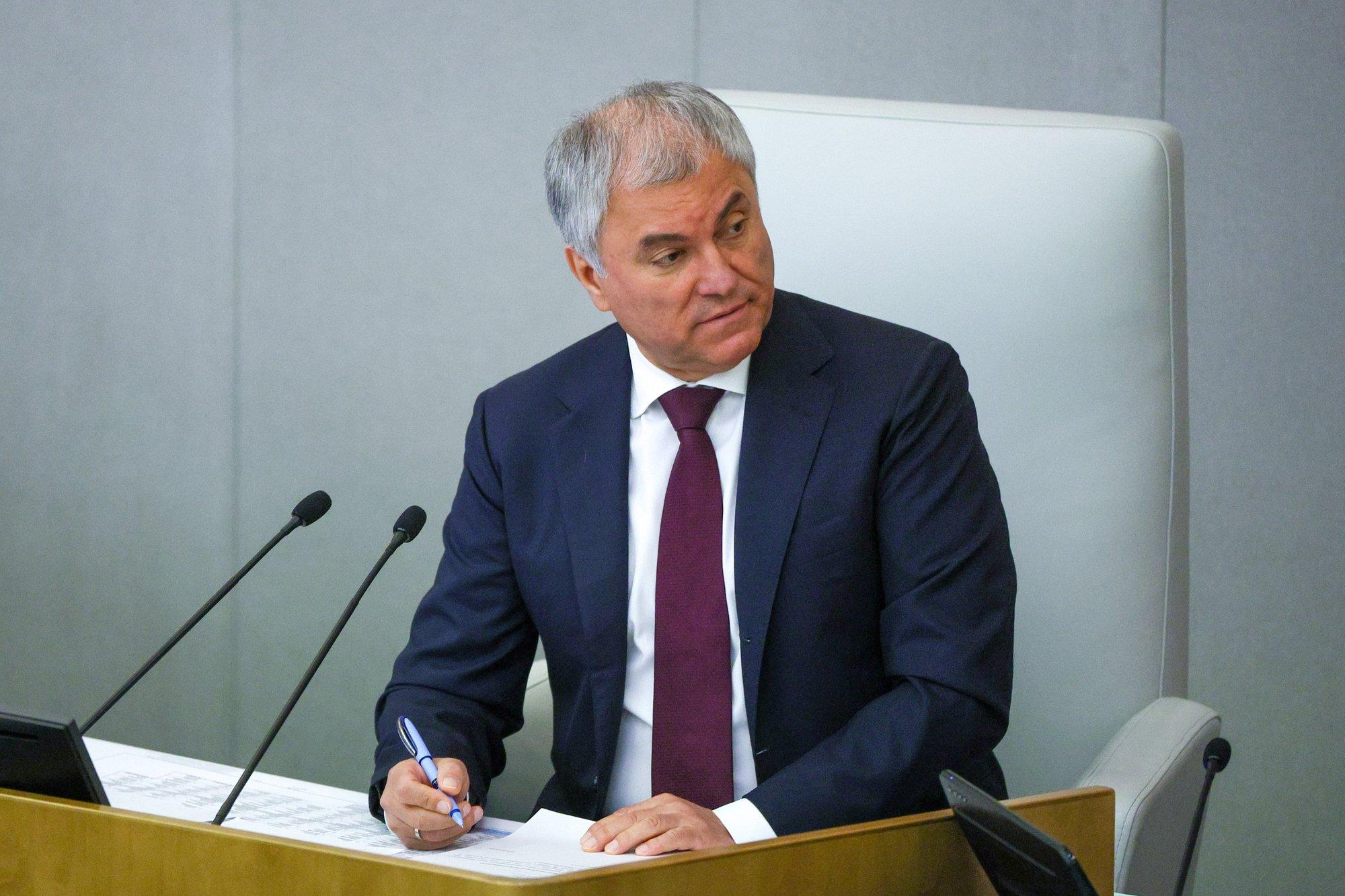 Venemaa riigiduuma esimees süüdistas kommuniste Stalini mälestuse hävitamises