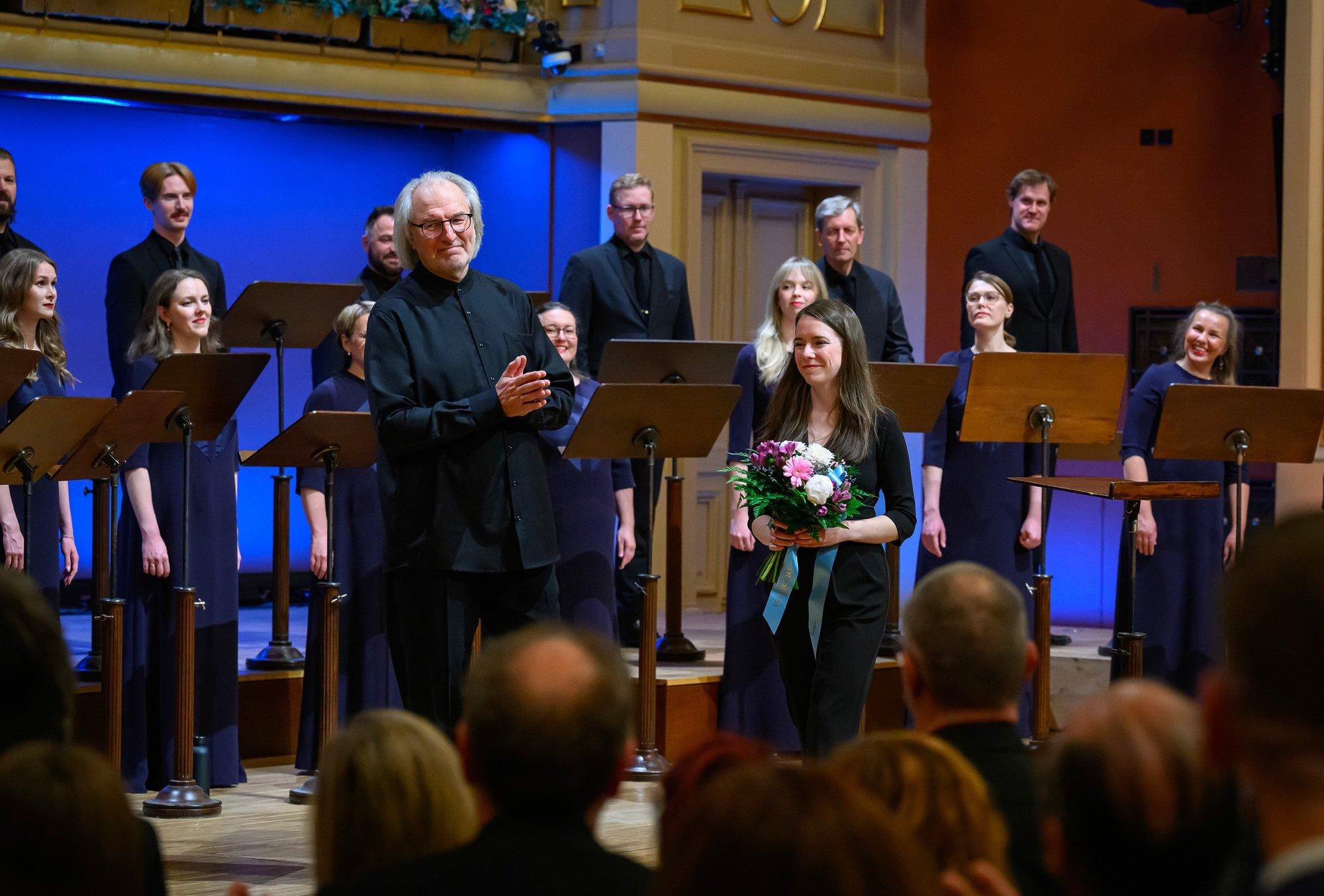 FOTOD |  „Pärt ei paku valmis vastuseid, vaid kutsub kuulama: iseennast, teist inimest, Jumalat“. Arvo Pärt 90 tuur jõudis Saksamaale ja Prahasse