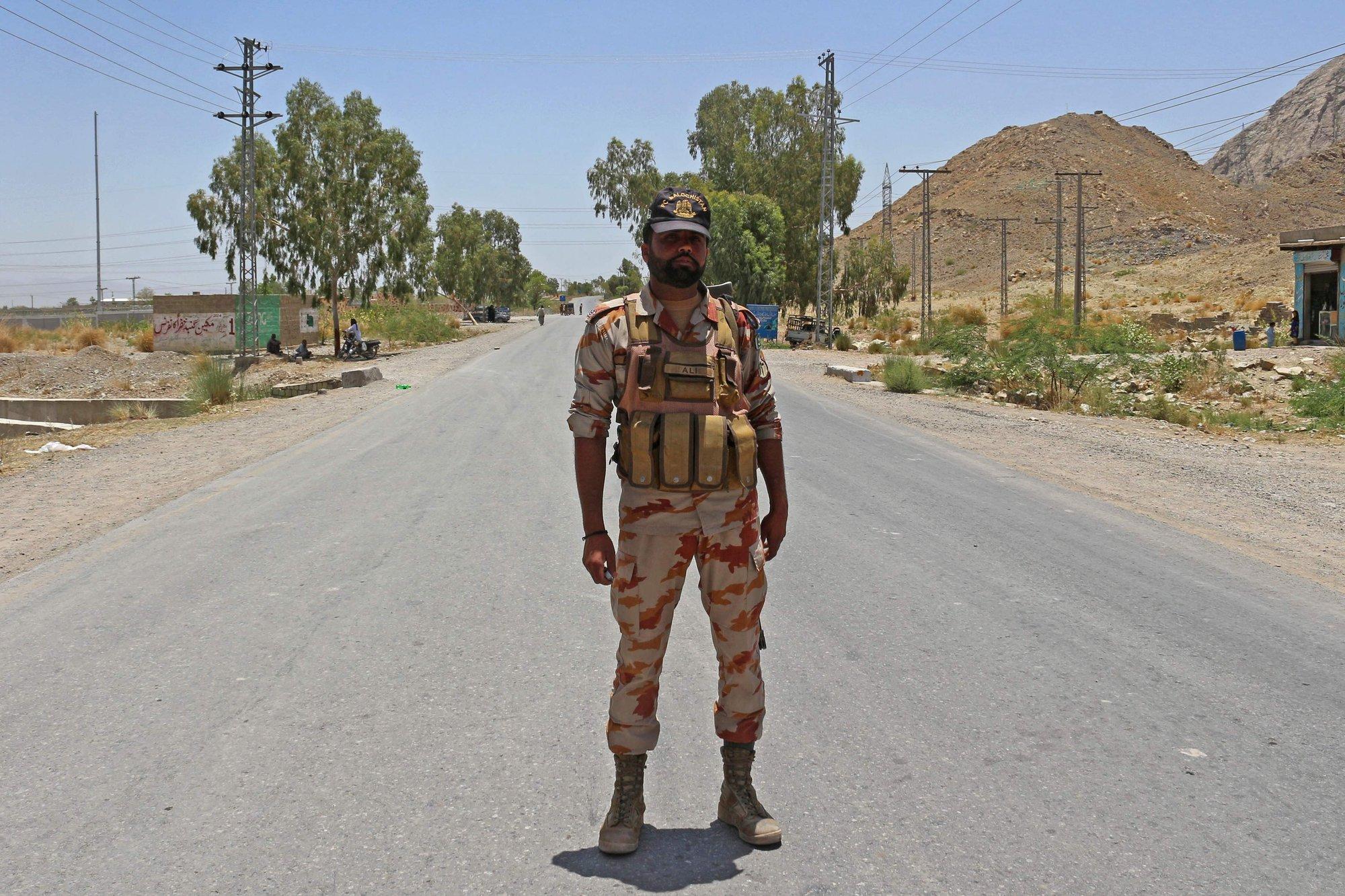 Pakistani Belutšistani provintsis hukkus koolibussi plahvatuses vähemalt viis inimest