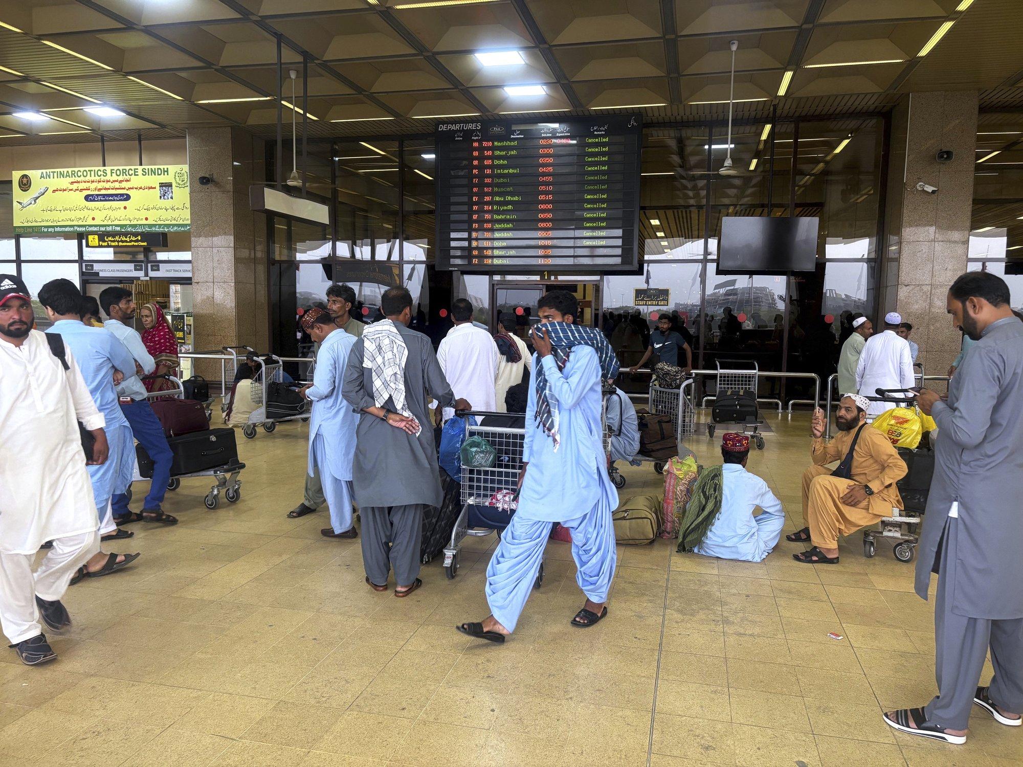 Üheotsapilet üle 2000 euro: India ja Pakistani elanikele maksab kodumaalt pääsemine hingehinda