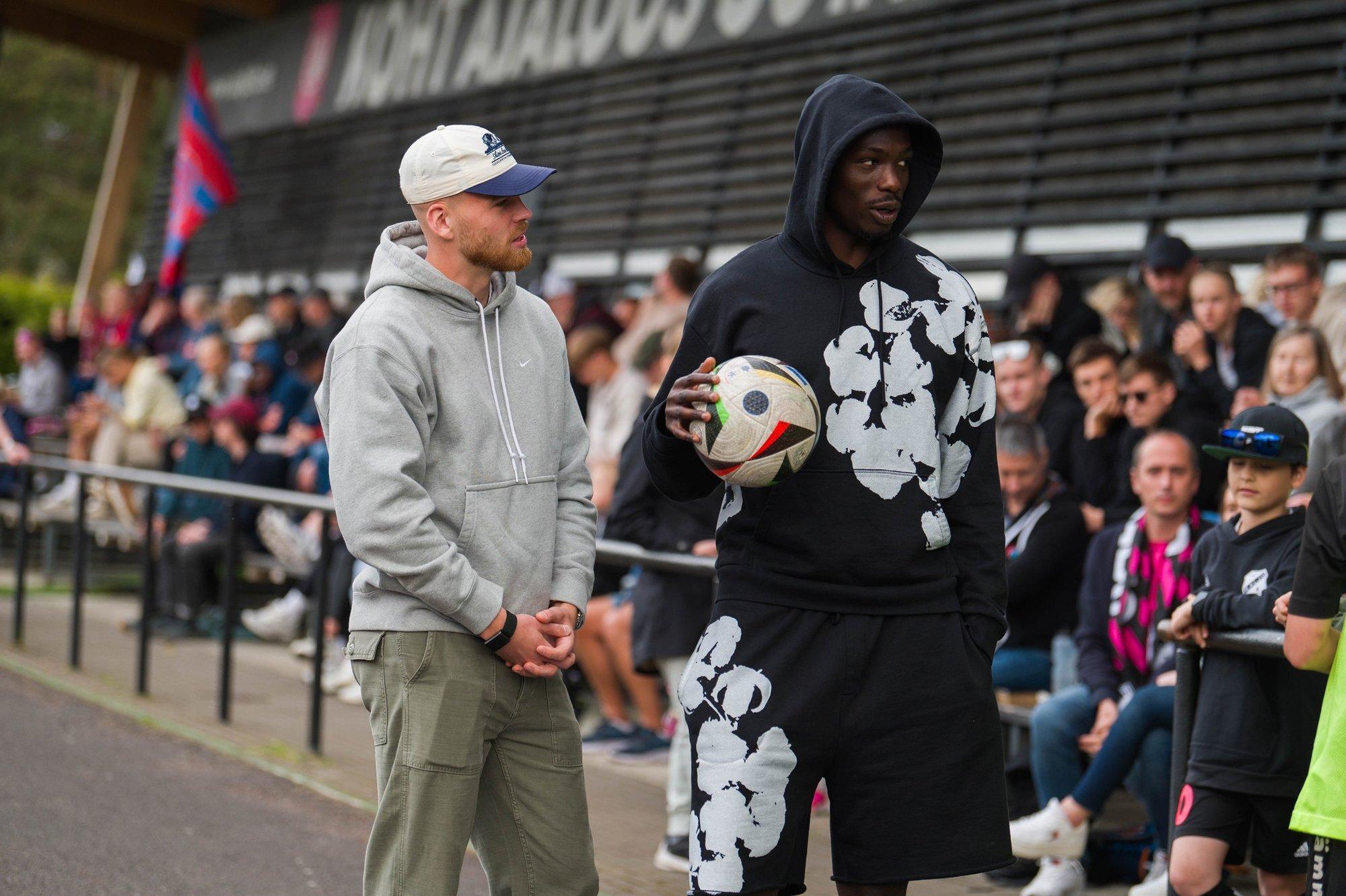 INTERVJUU | Üks Euroopa kuumemaid ründestaare Promise David naasis Hiiu staadionile: eelistasin Eestit Dubaile