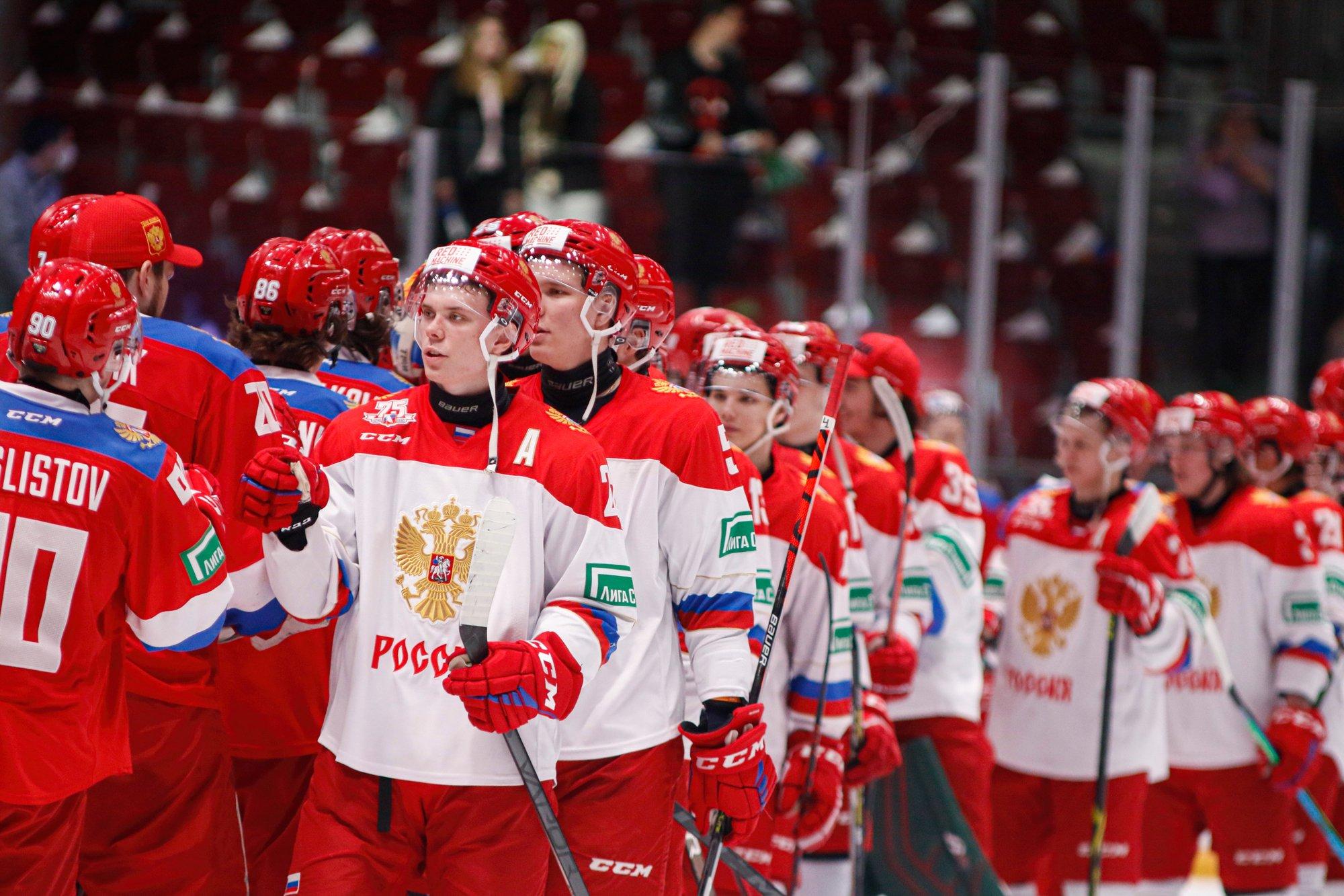 Võimalik vaid jäähokis: MMilt eemale jäänud Venemaa koondis tõusis maailma edetabeli liidriks