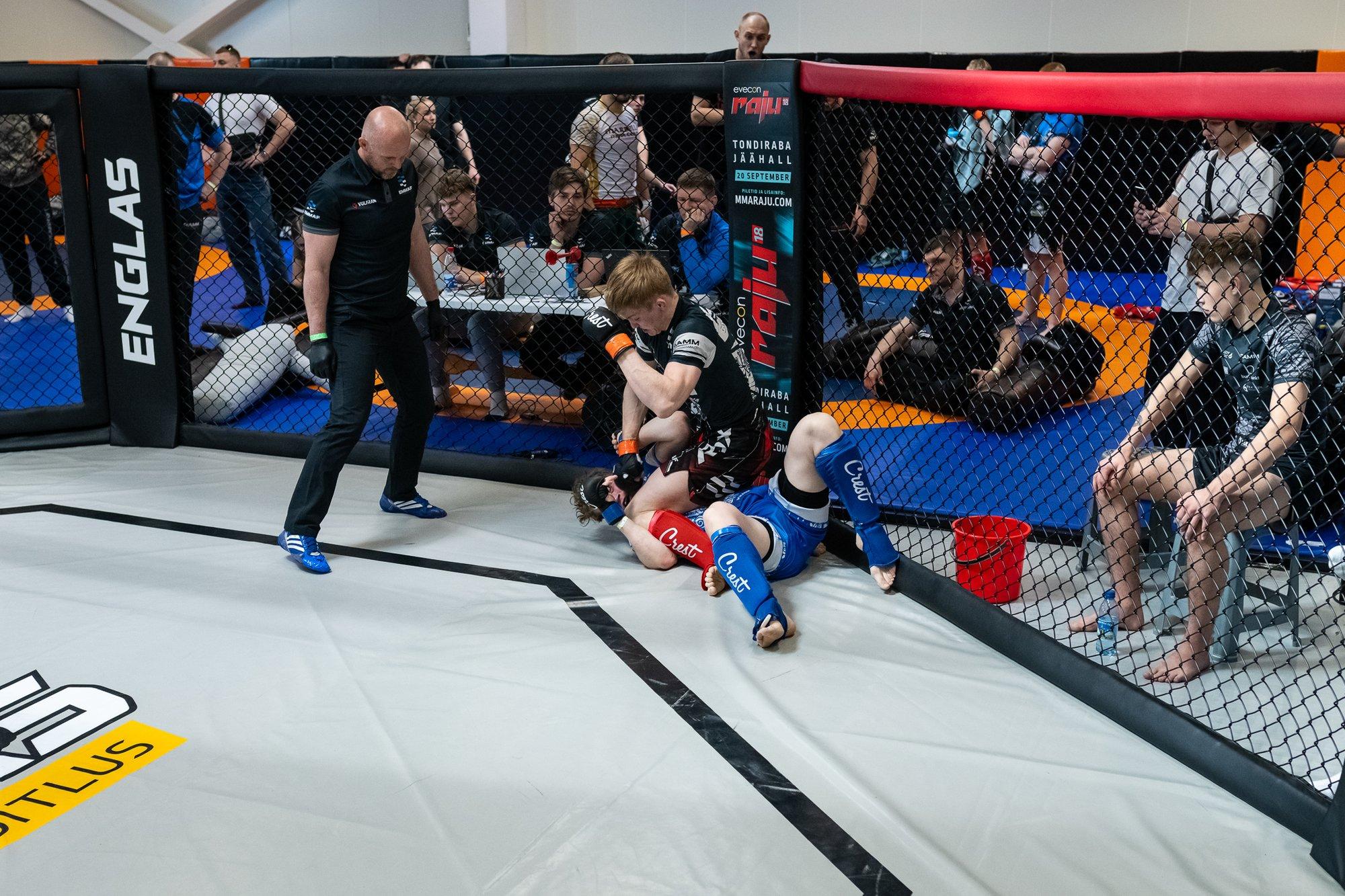 FOTOD | Kristofer Tammeväli krooniti Eesti MMA meistriks kolmandat aastat järjest