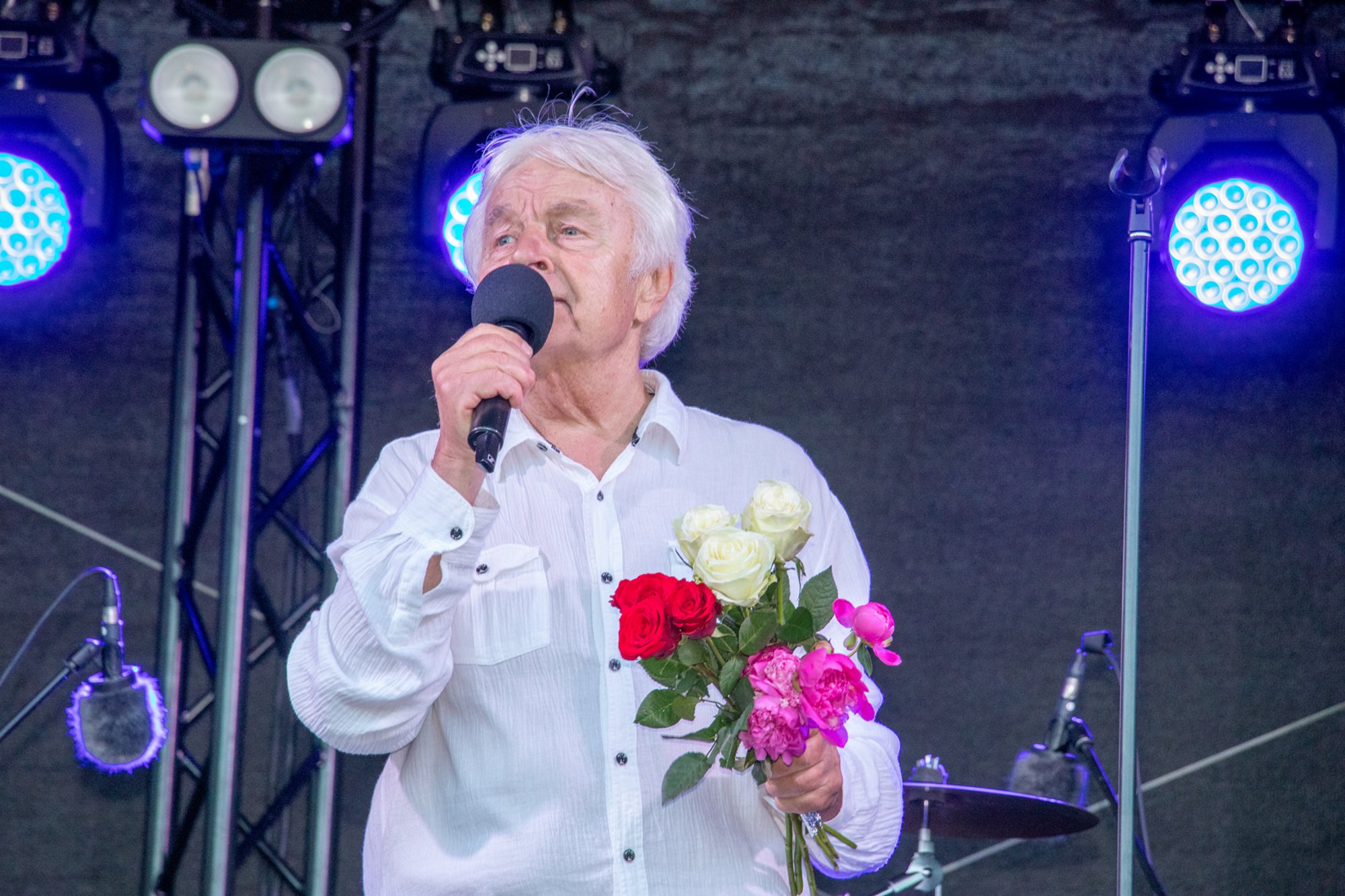 42 kilo kergem! Ivo Linna tervisemuredest: mul oli päris tugev ülekaal ja ma ei hoolinud endast üldse, sõin, mis ette juhtus