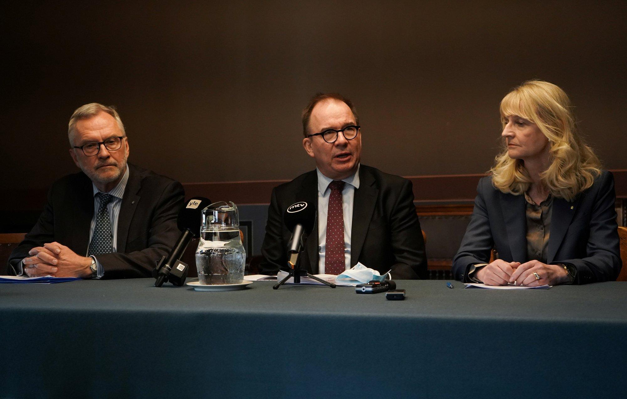 Ajaleht: Soome parlamendi sekretäri ja kaitsepolitsei endist juhti kahtlustatakse riigireetmises