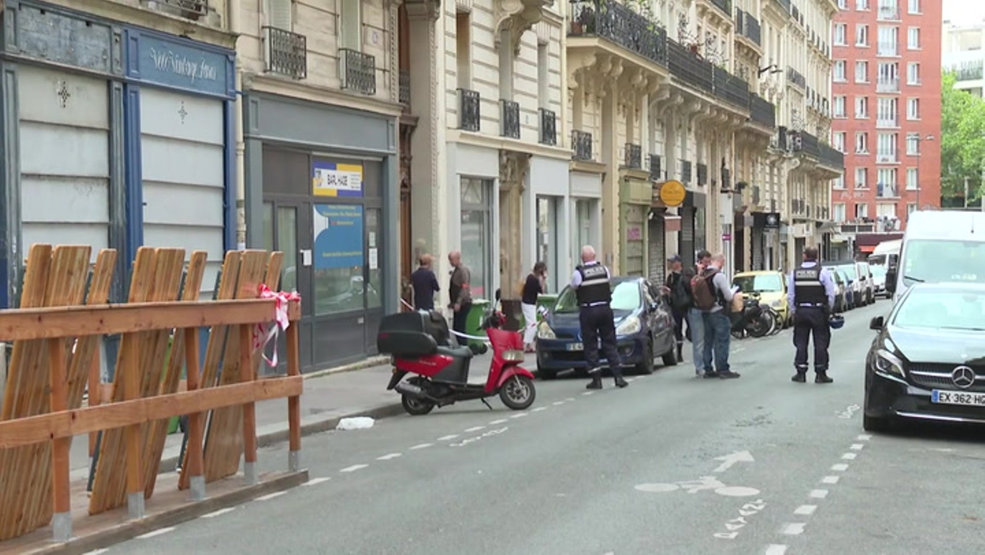 Peaaegu nagu Tallinnas. Pariisis üritati rahvast täis tänaval röövida krüptobossi tütart ja lapselast