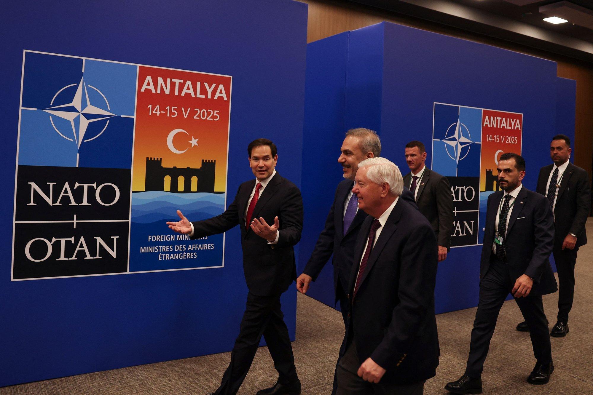 NATO kaalub USA nõudmist kaitsekulutuste oluliseks suurendamiseks