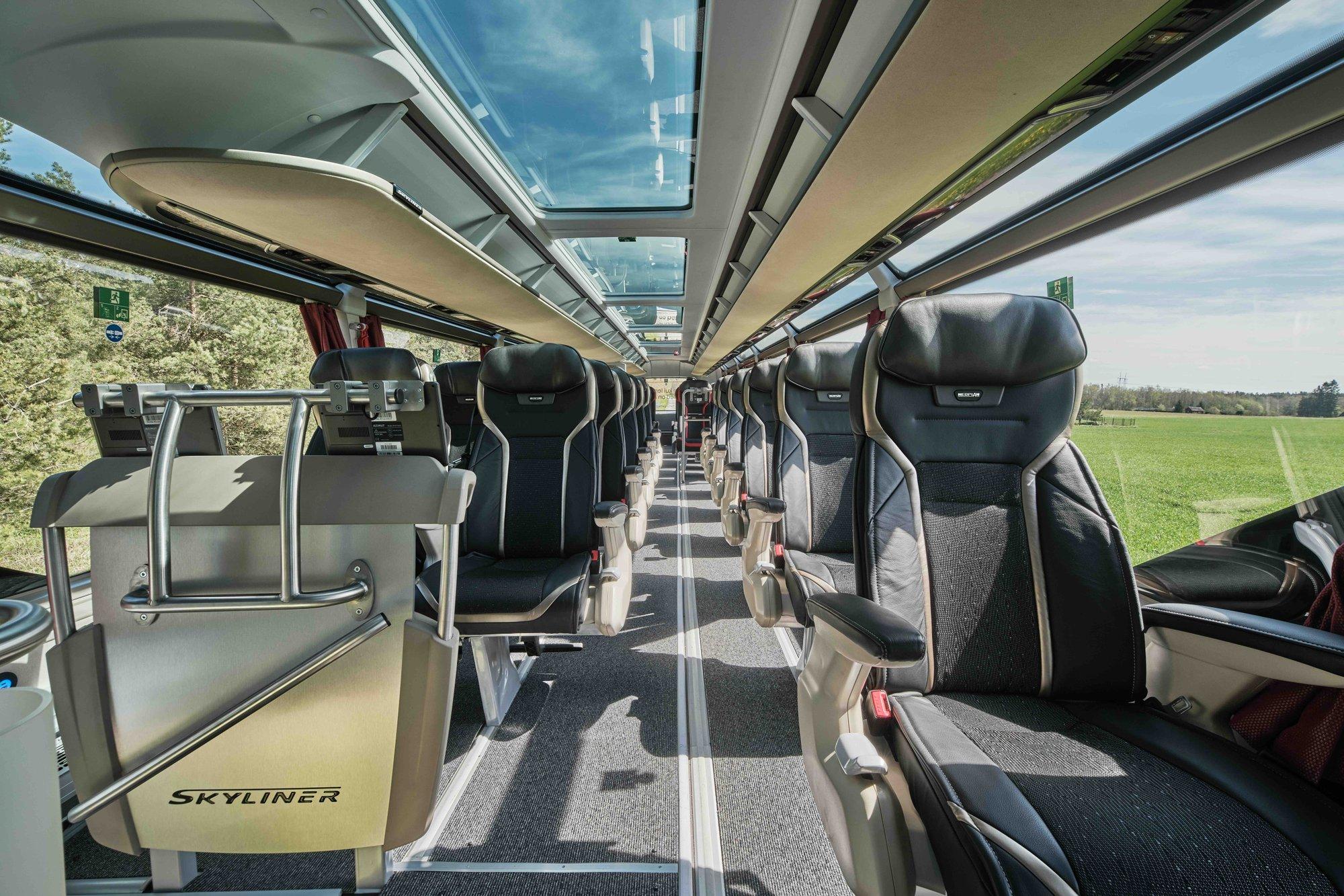 Üle 30 reisi päevas. Uuest nädalast stardivad Tallinn-Tartu liinil uued kahekorruselised luksbussid