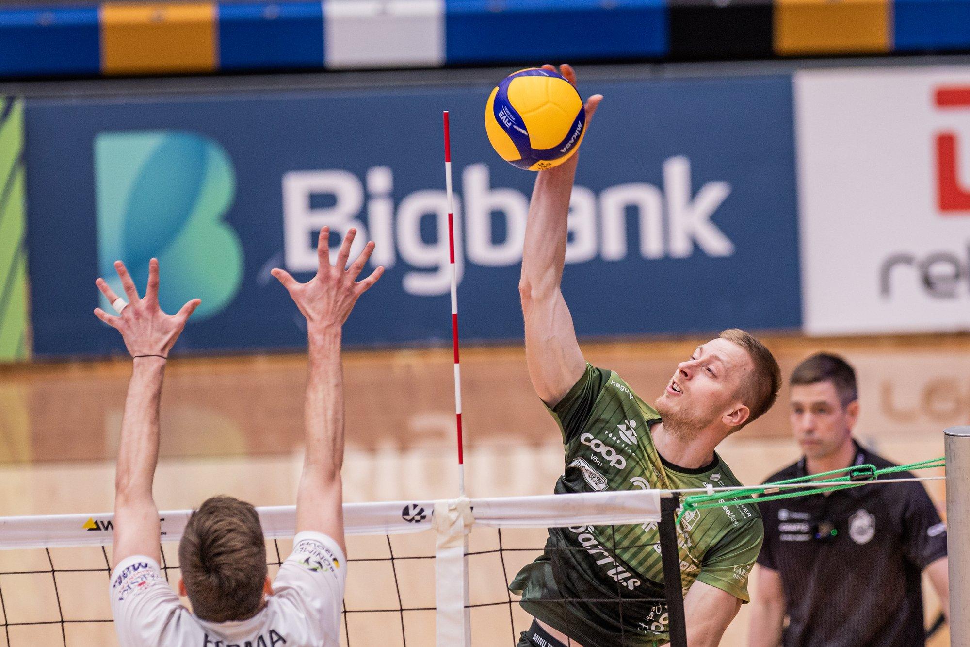 Albert Hurt vahetas Eestis koduklubi. Võru Barrus: piinavalt valus