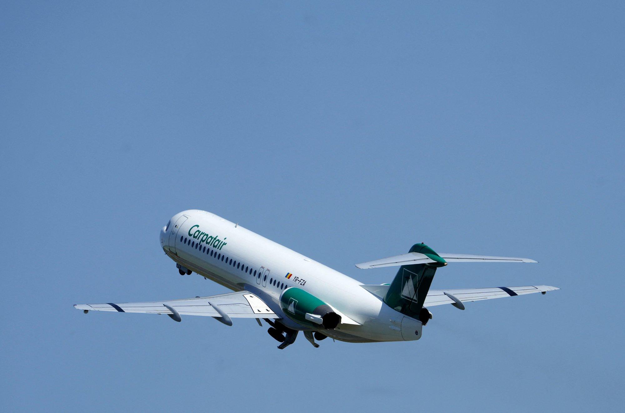 airBalticu lend tegi Ateenas hädamaandumise. Pärast maandumist teatati, et salongis on suitsu