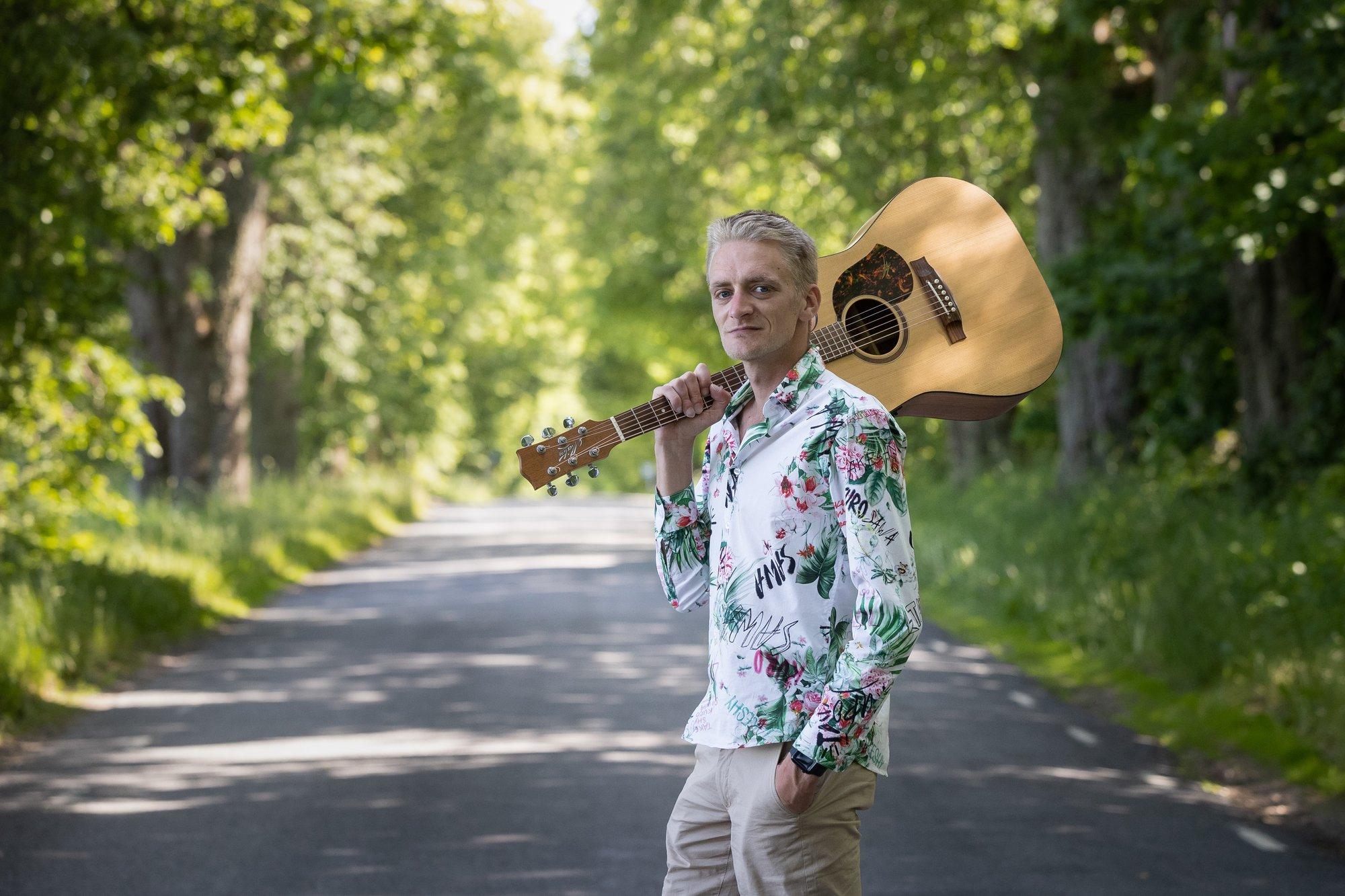 KLÕPS | Paul Neitsovi tütar saavutas laulukonkursil esikoha