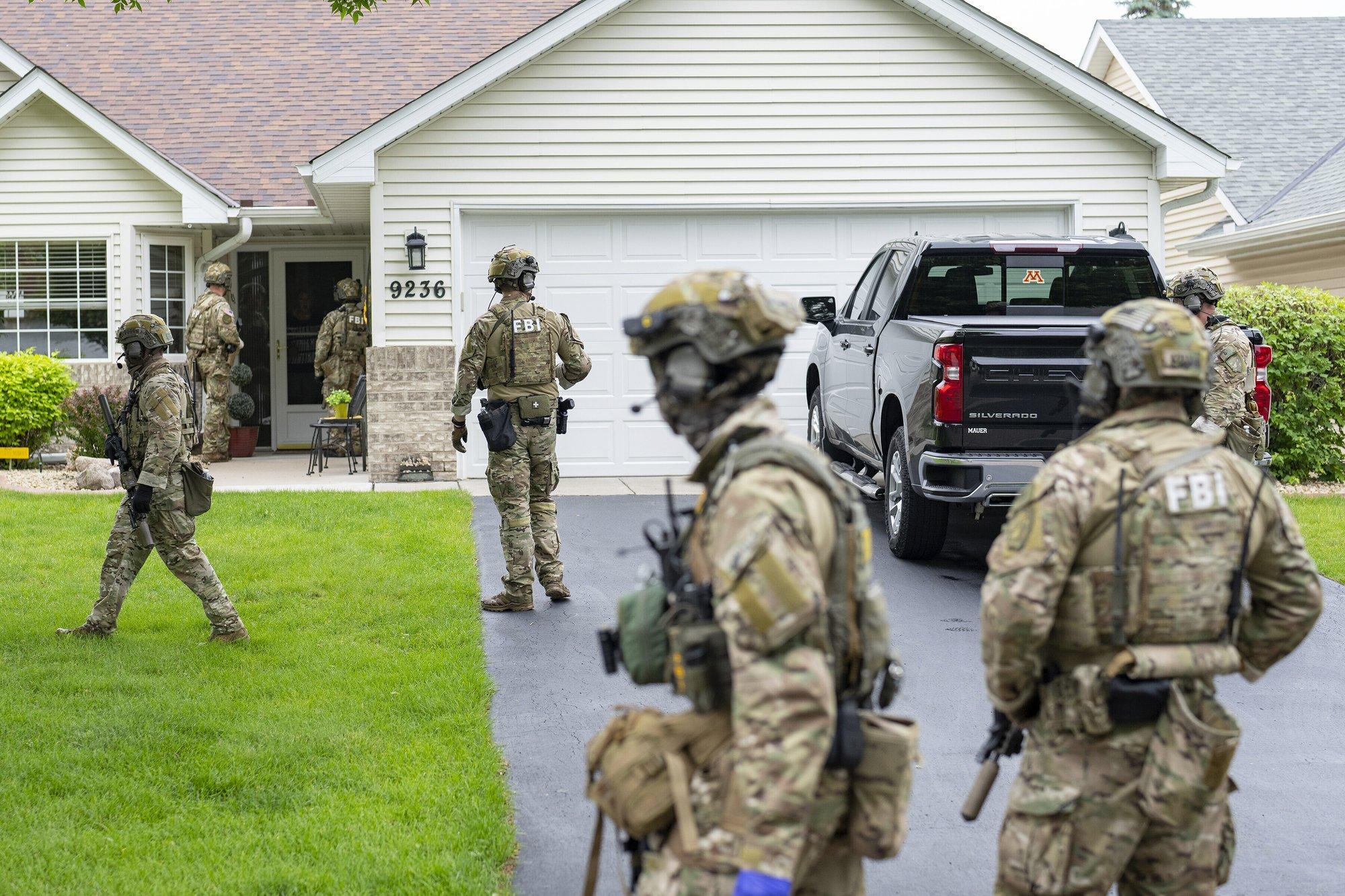 USA-s Minnesotas mõrvati kohalik kõrge demokraat koos abikaasaga, teine demokraat sai raskelt haavata