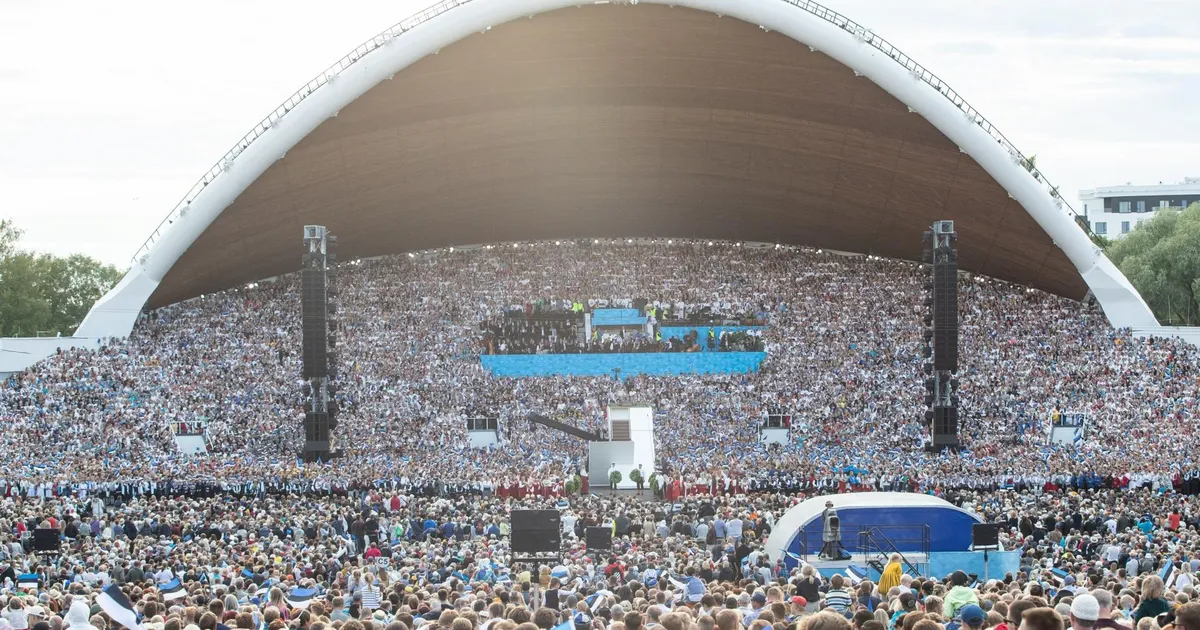Tantsu- ja laulupeo ajal sõidavad Tallinnas eribussid ja ühistransport on kõigile tasuta