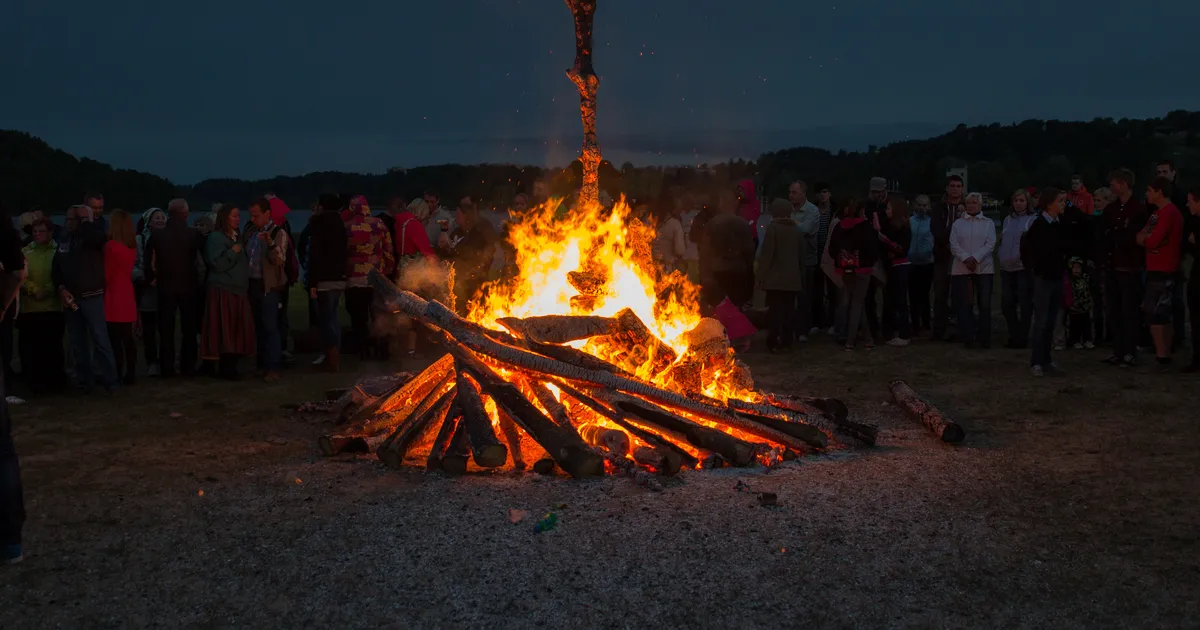 VIKTORIIN ⟩ Kui hästi tunned jaanipäeva kombeid ja uskumusi?