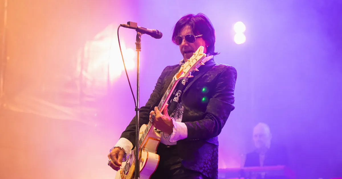 JAANIPIDUDE SPIKKER ⟩ Need on jaanipeod, kus ka karu tantsima hakkab!