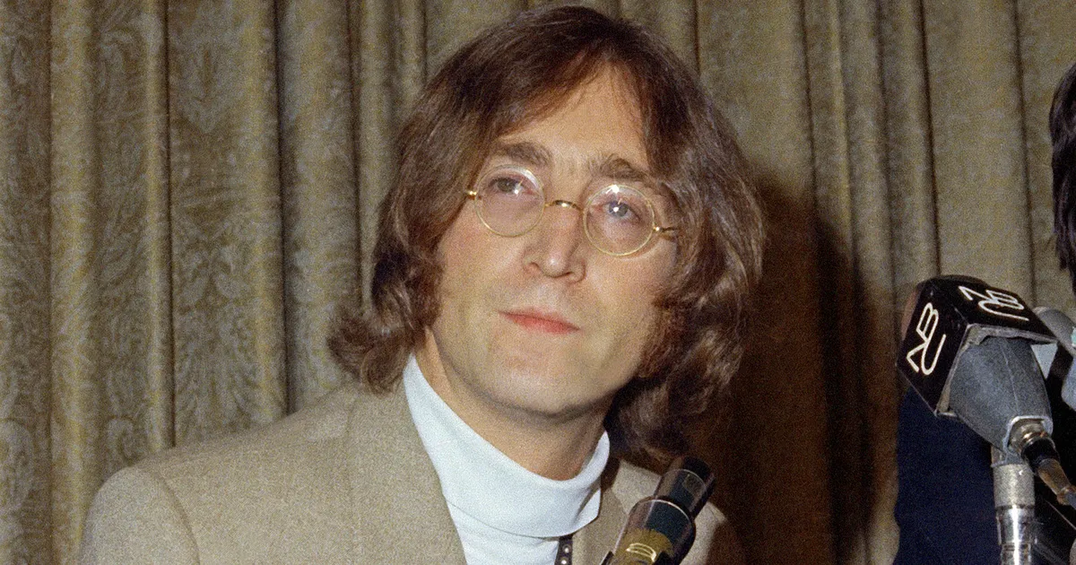 NILBE JA NALJAKAS ⟩ John Lennoni armastuskiri tulevasele abikaasale pannakse oksjonile