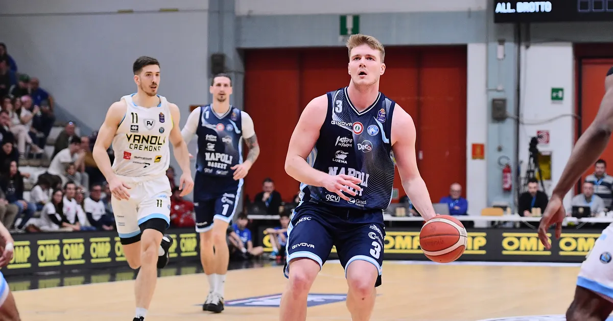 Treier sõlmis Napoliga uue pika lepingu, klubis hakkab niite tõmbama ka Shaq O'Neal