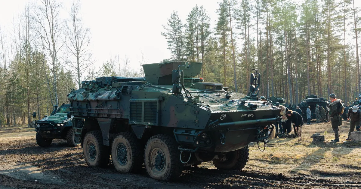 Pooled Eesti elanikud toetavad kaitsekulutuste suurendamist