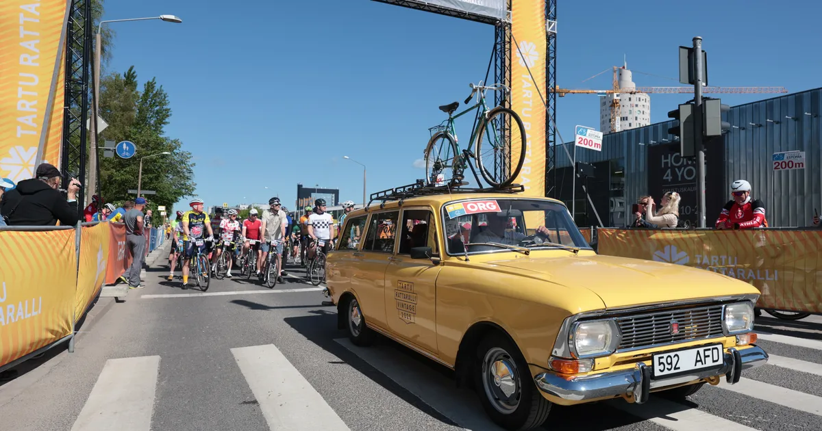 Retrohõnguline galerii ⟩ Vintage-sõit tõi kokku mitukümmend vana kooli rattafänni